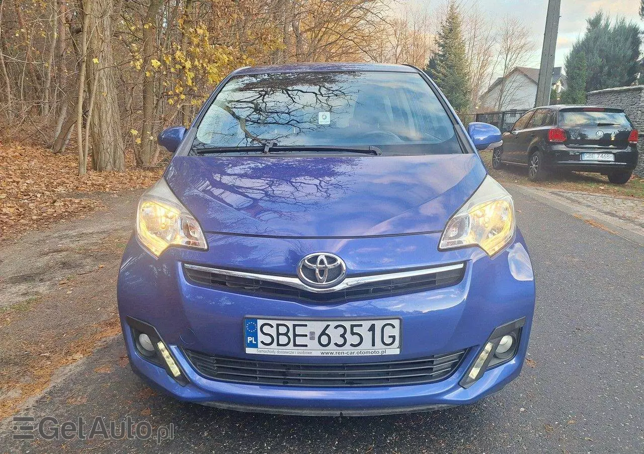 TOYOTA Verso S 