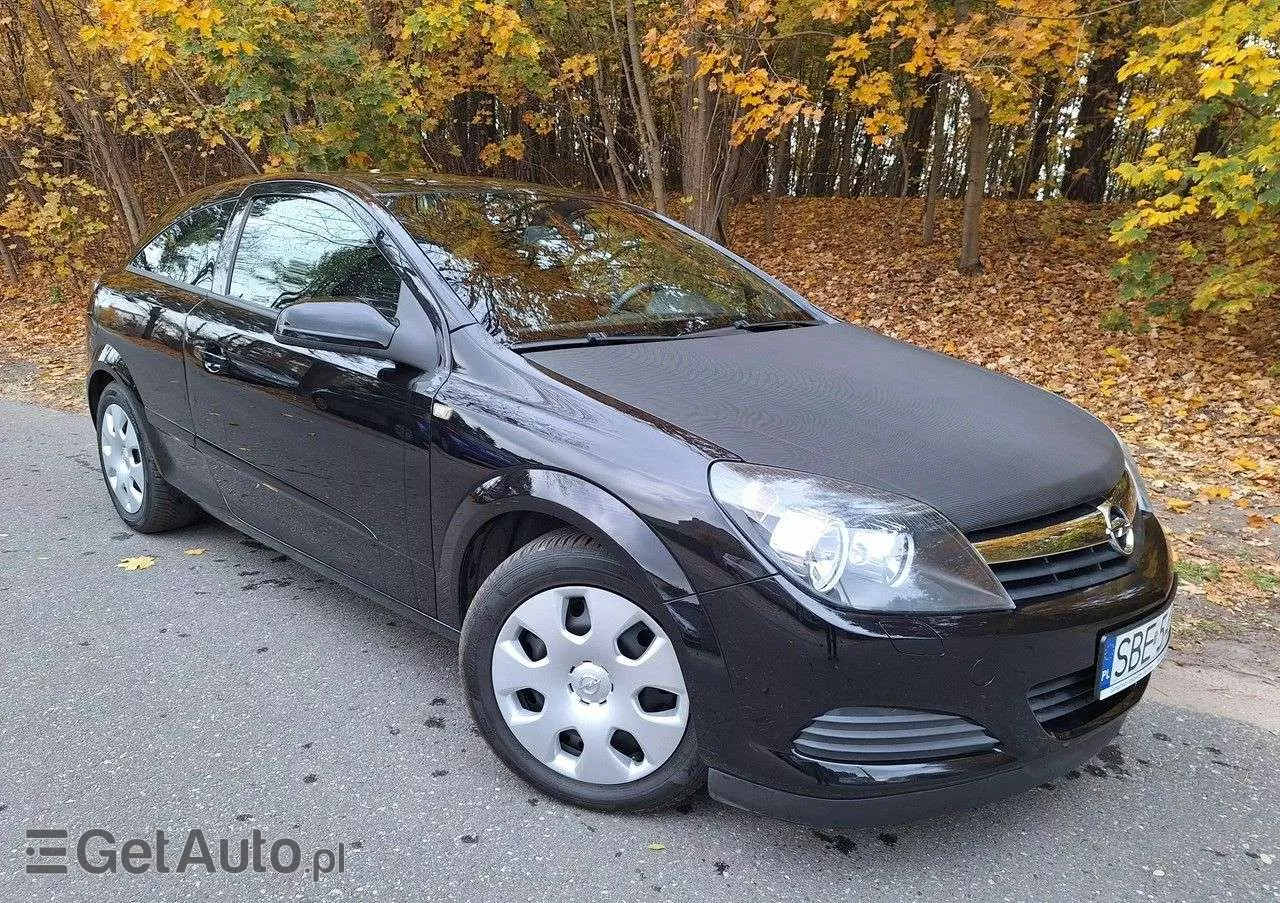 OPEL Astra GTC 1.9 CDTI Sport