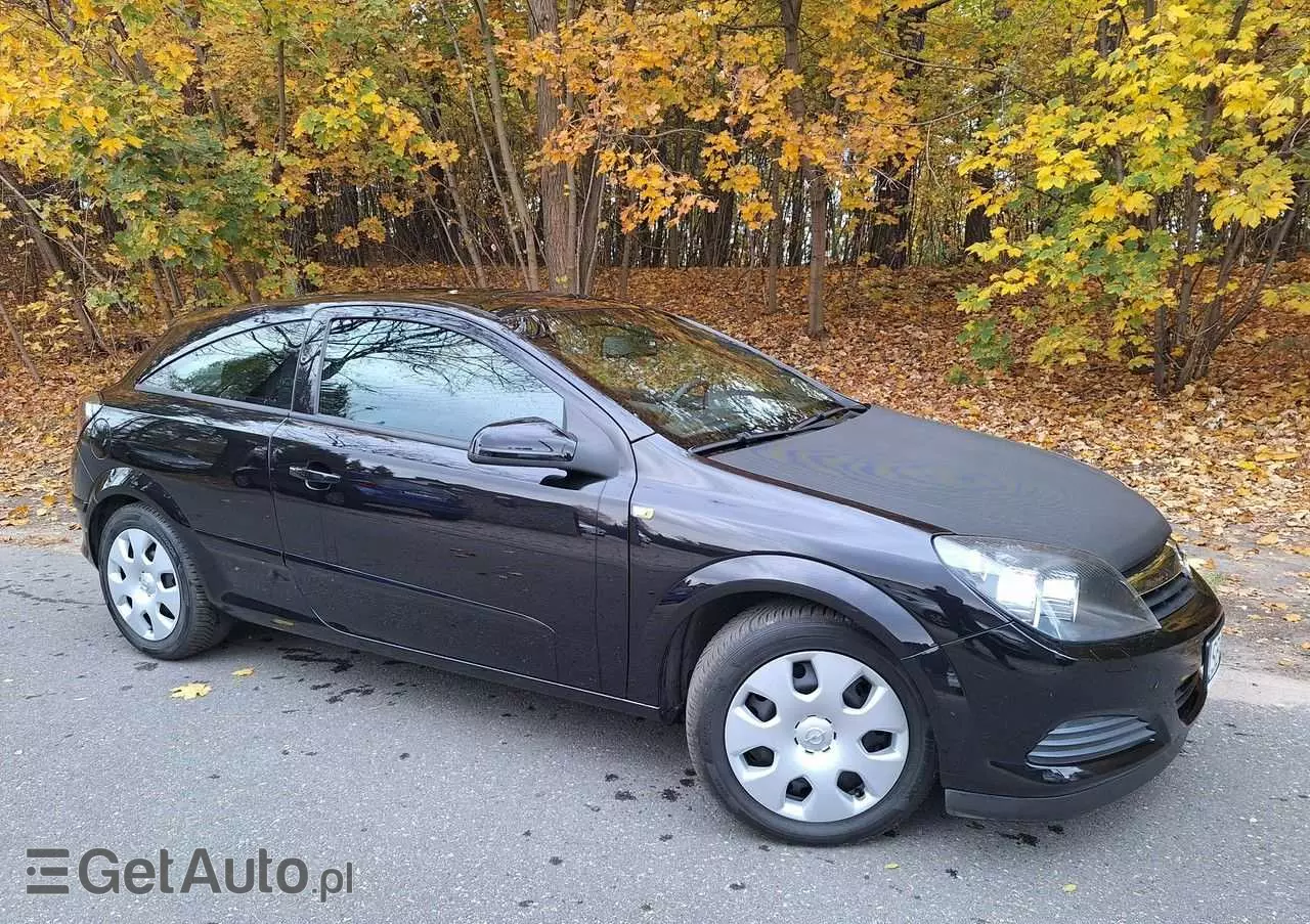 OPEL Astra GTC 1.9 CDTI Sport