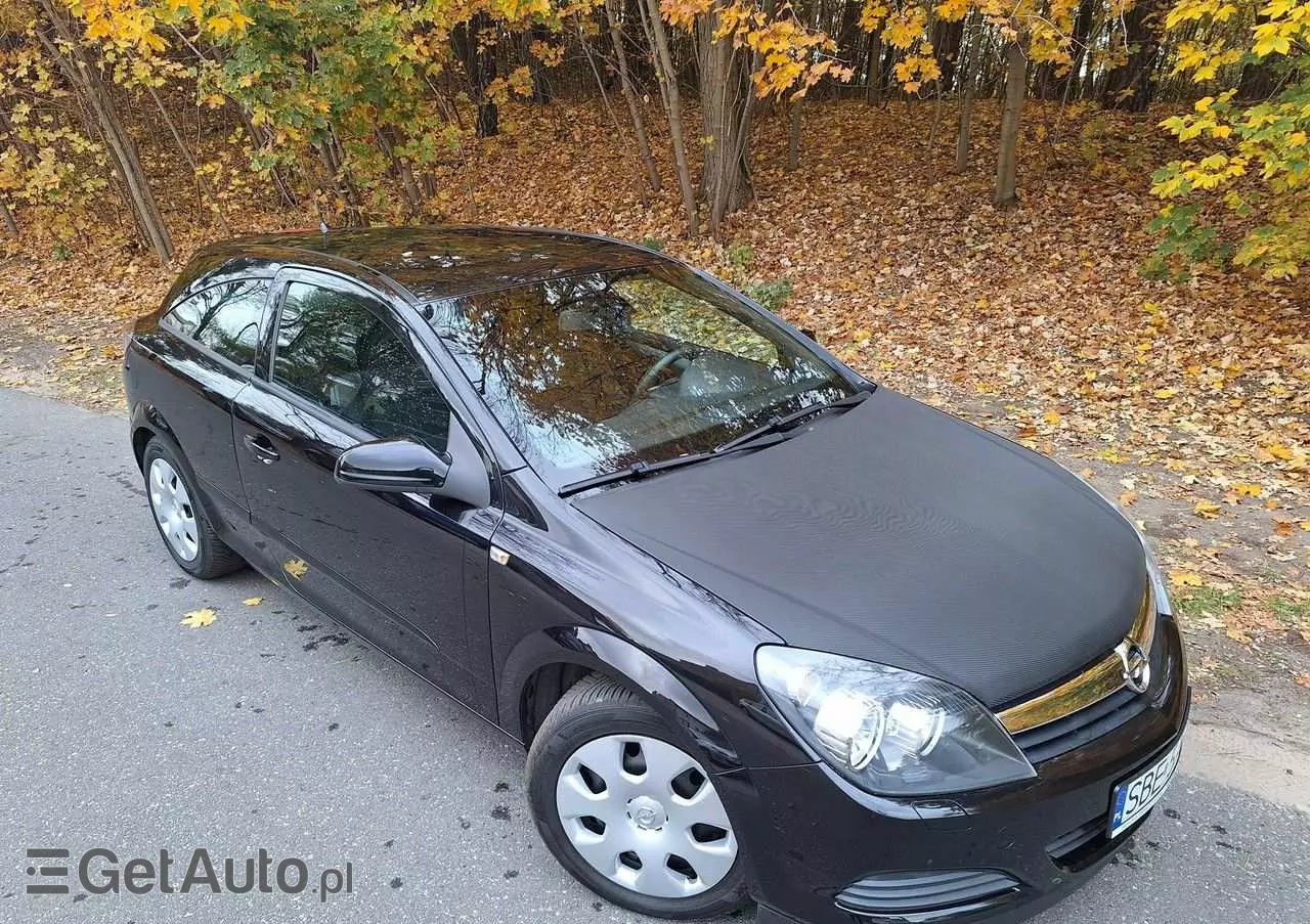 OPEL Astra GTC 1.9 CDTI Sport