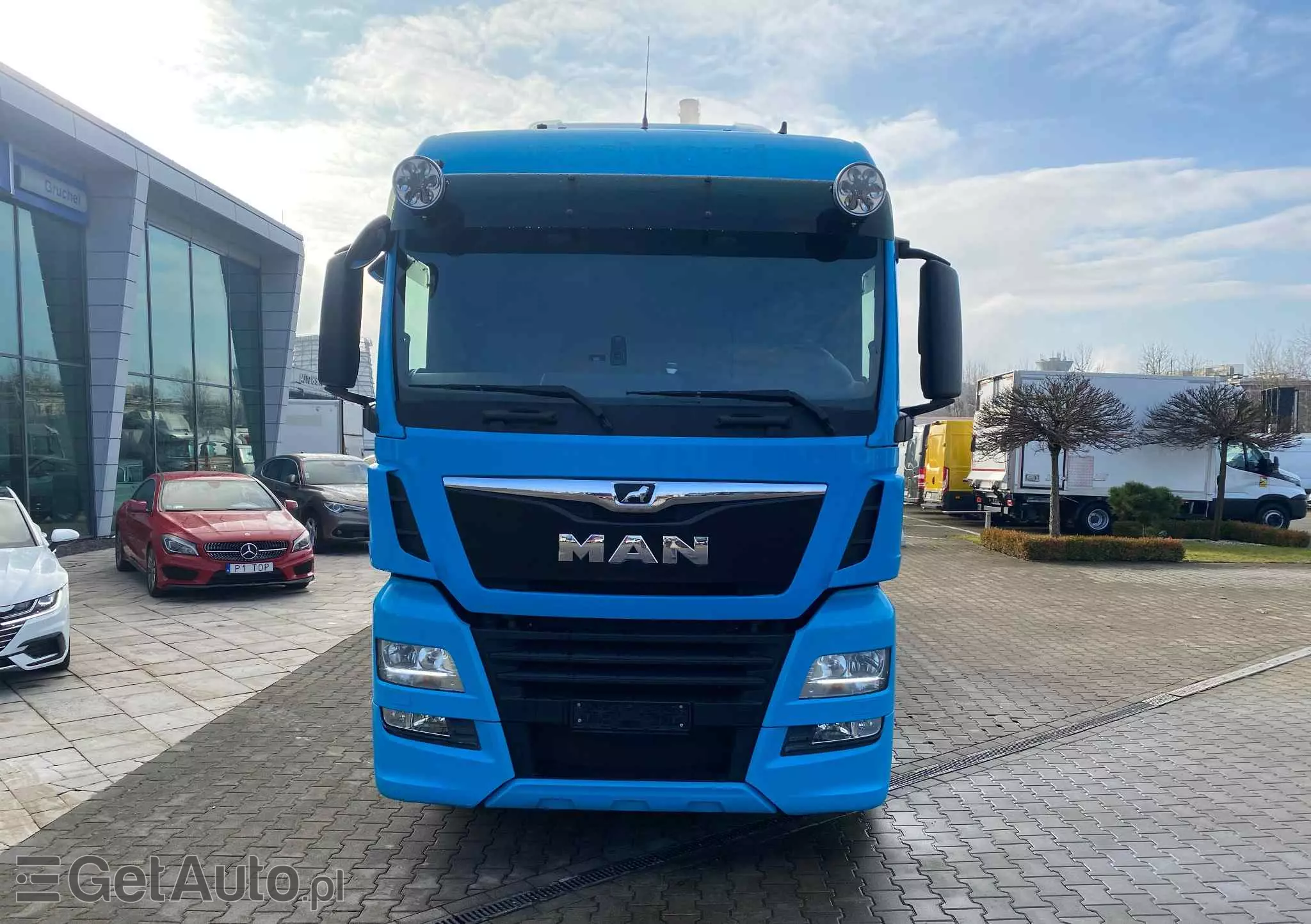 MAN TGX 26.500 / 6X2 / SERWIS na 496TKM /Stan IDEAŁ/E6/ BDF RAMA /6X2/ 3 OŚ SKRĘTNA + PODNOSZONA /SYPIALKA 