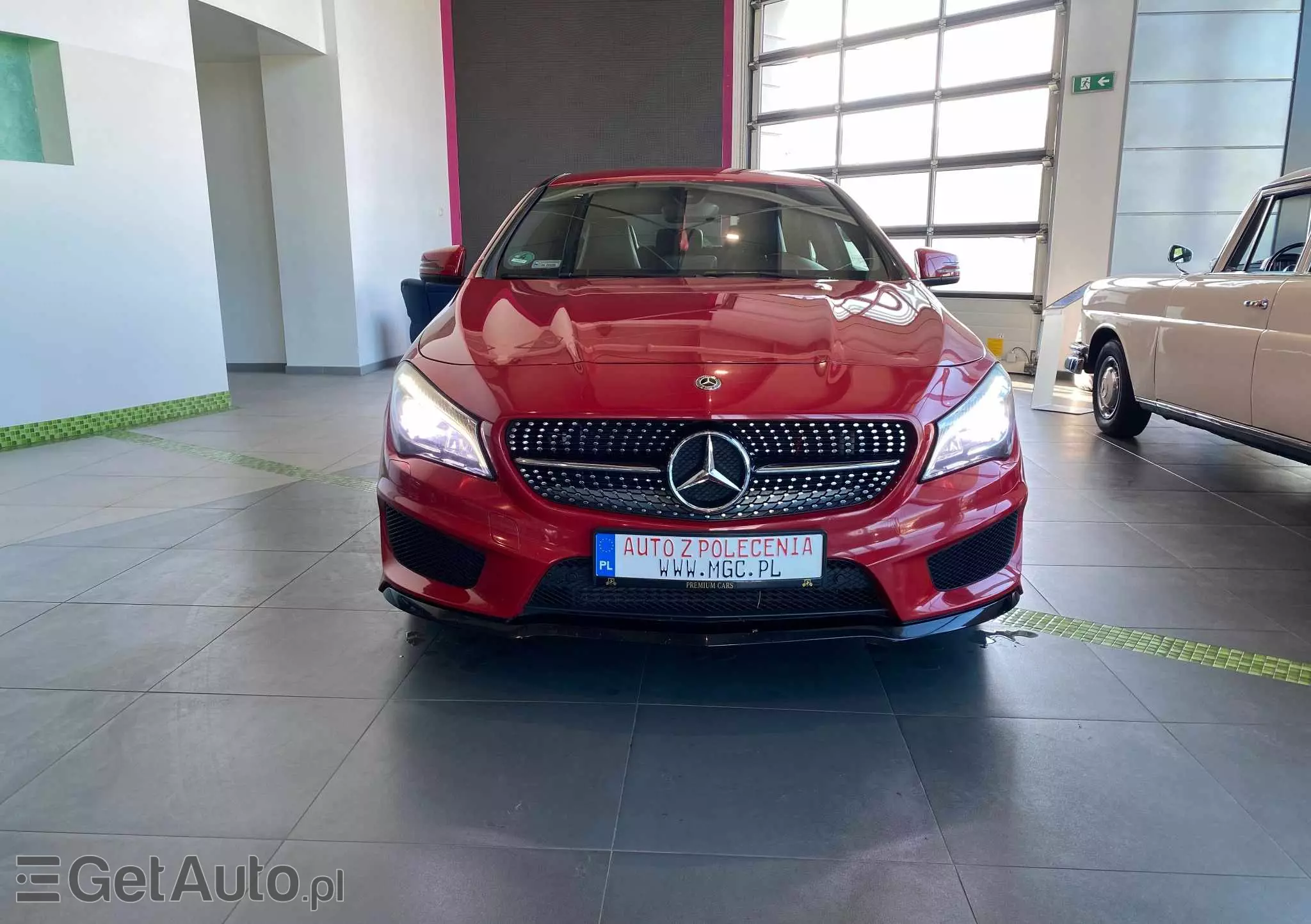 MERCEDES-BENZ CLA 250 4-Matic