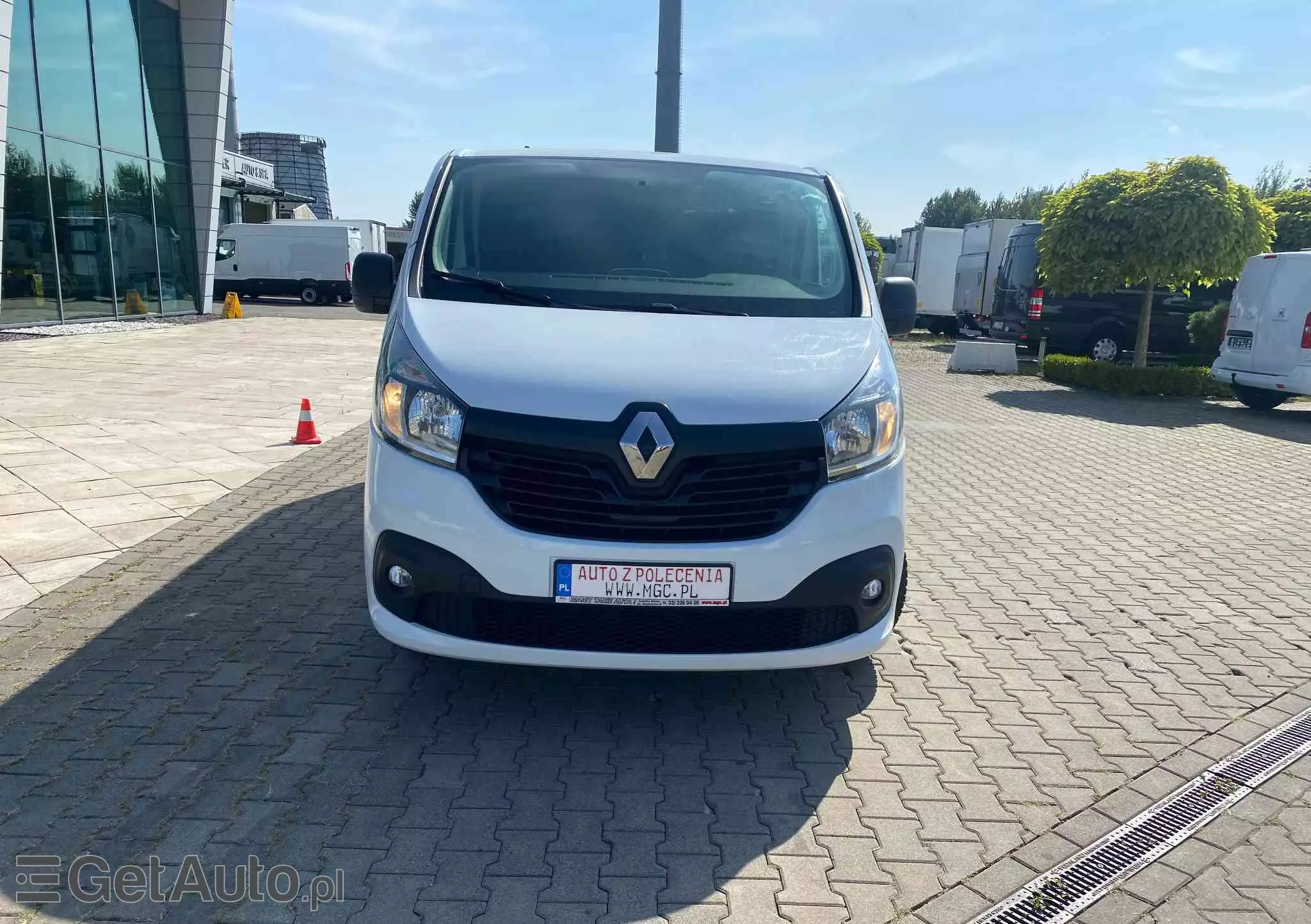 RENAULT Trafic 1.6 DCi 115 / E5 / WEBASTO / PDC / MANUAL / OKAZJA! 