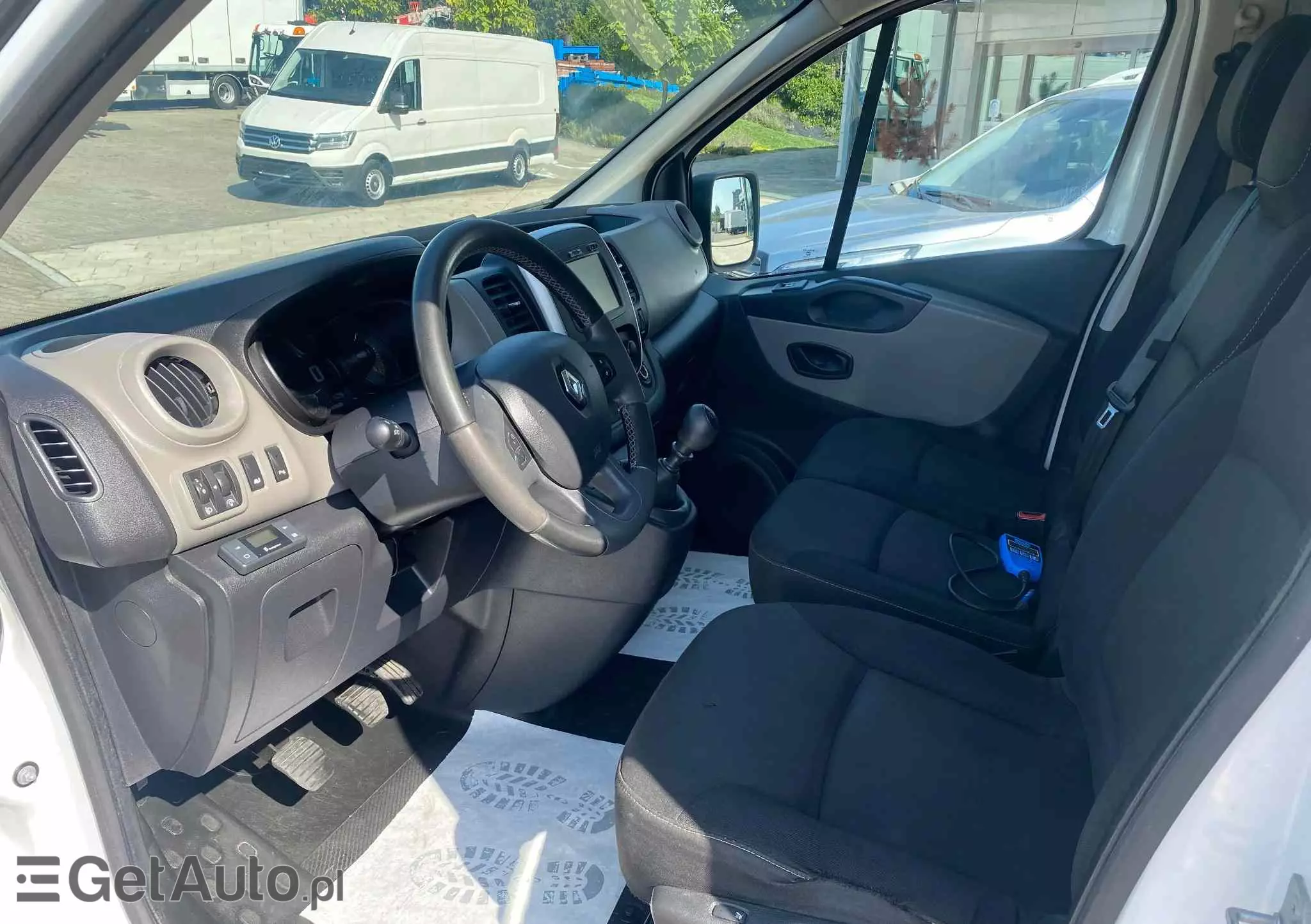 RENAULT Trafic 1.6 DCi 115 / E5 / WEBASTO / PDC / MANUAL / OKAZJA! 