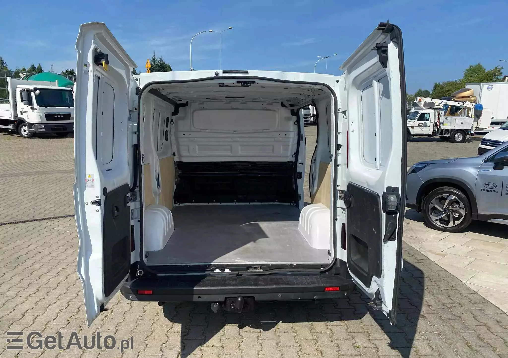 RENAULT Trafic 1.6 DCi 115 / E5 / WEBASTO / PDC / MANUAL / OKAZJA! 