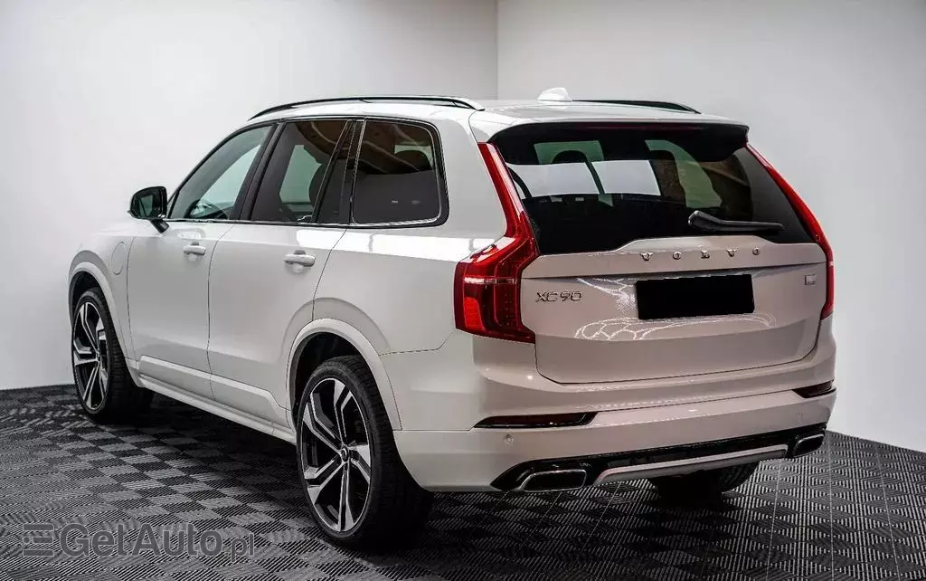 VOLVO XC 90 T8 AWD Plug-In Hybrid R-Design 7os