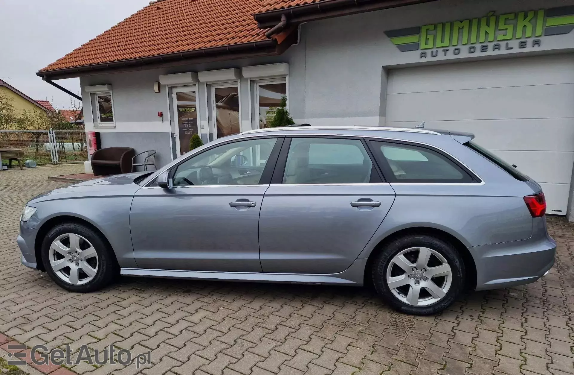 AUDI A6 