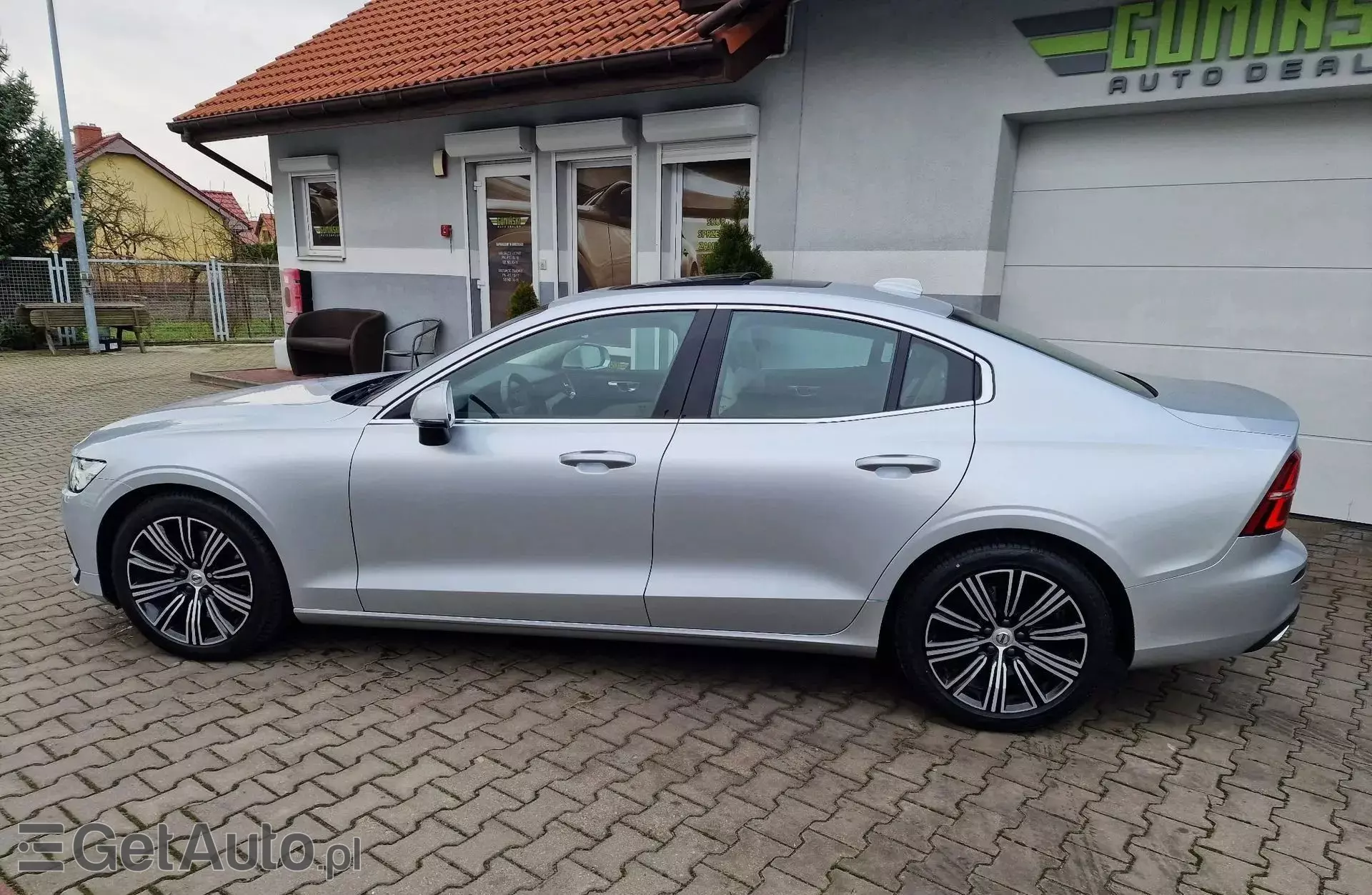 VOLVO S60 