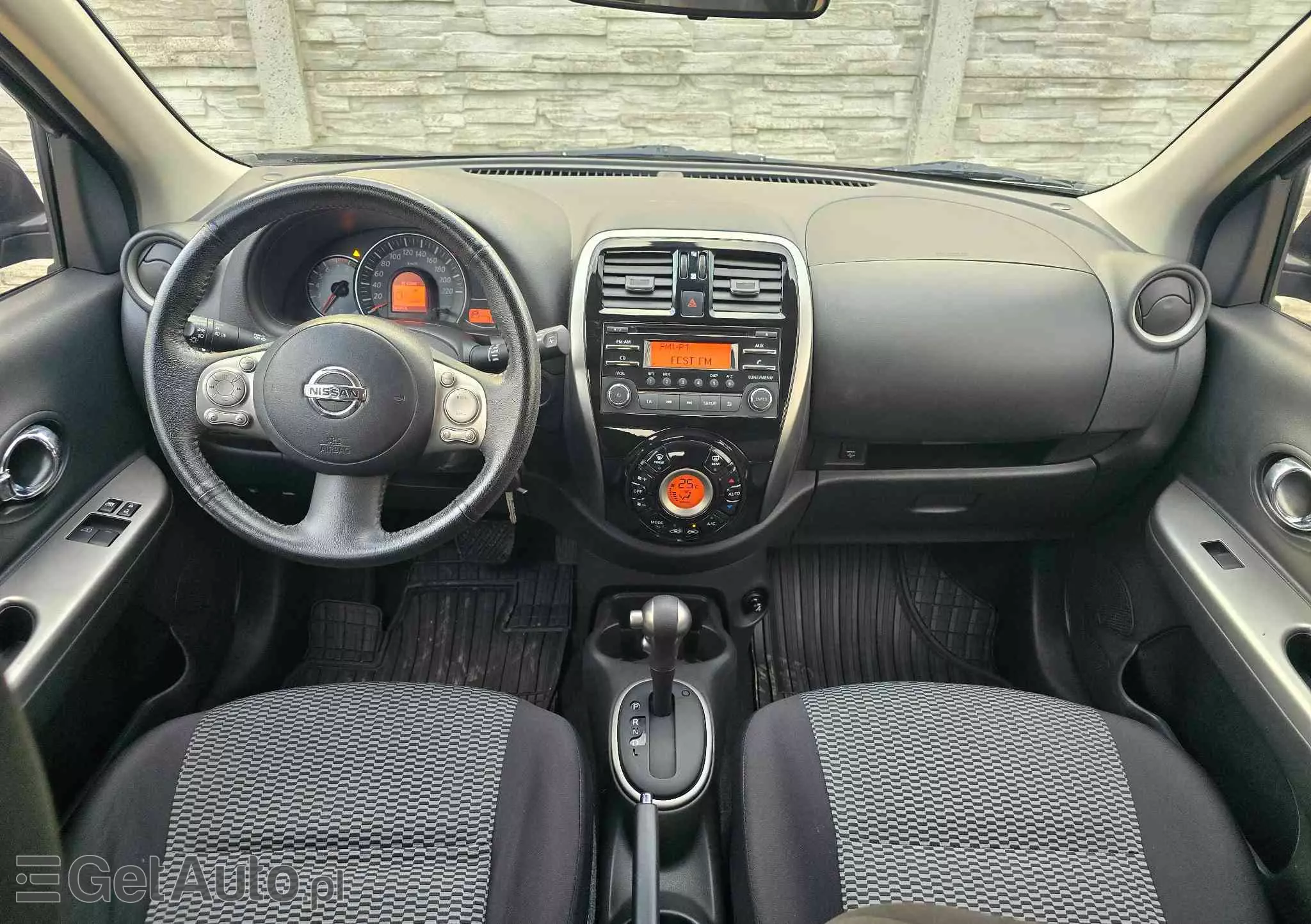 NISSAN Micra 