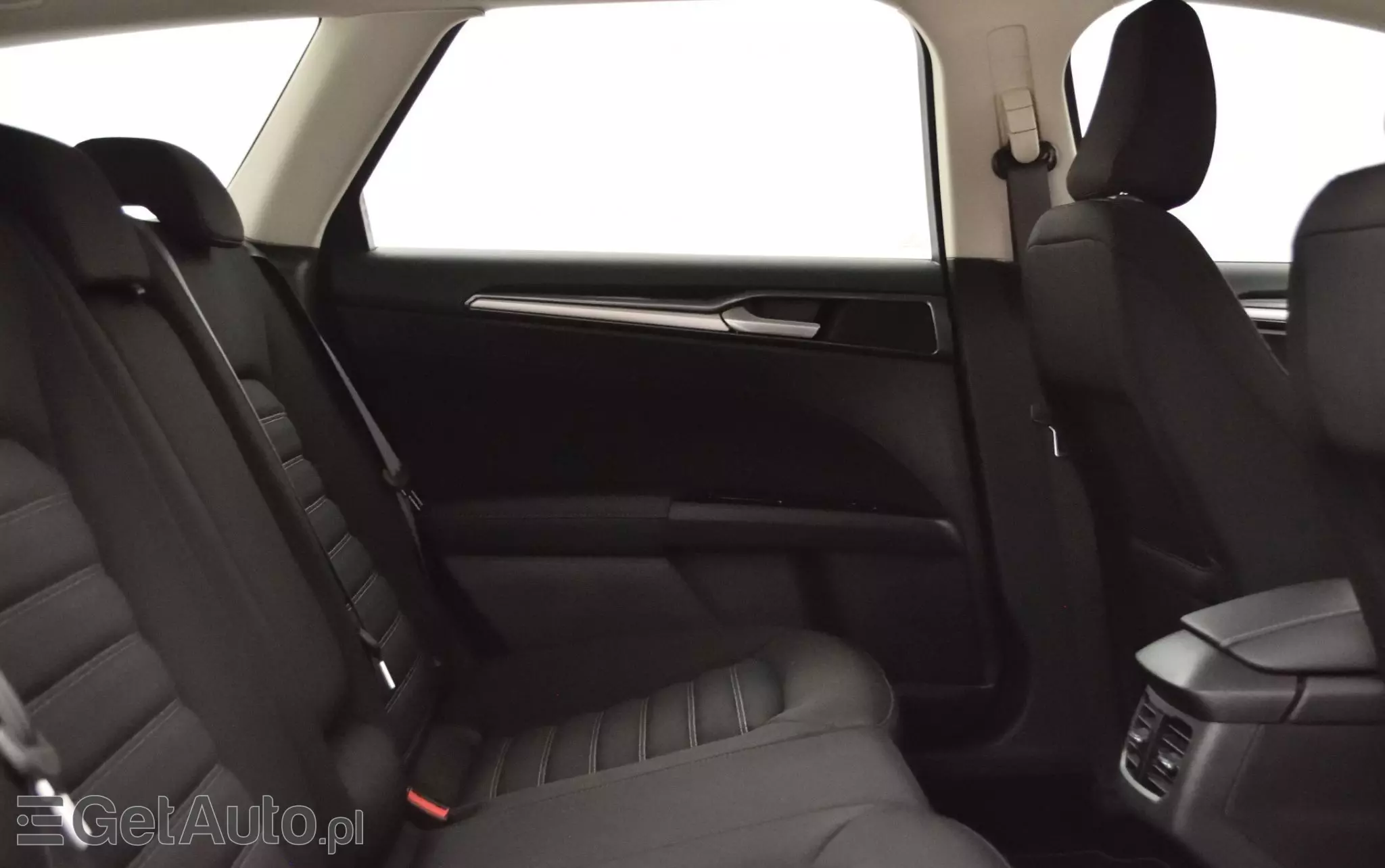 FORD Mondeo 2.0 TDCi Ambiente Plus PowerShift