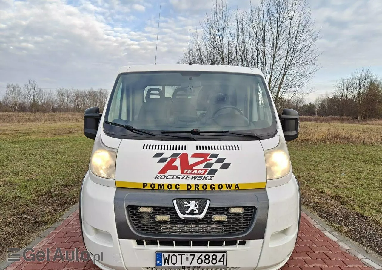 PEUGEOT Boxer 