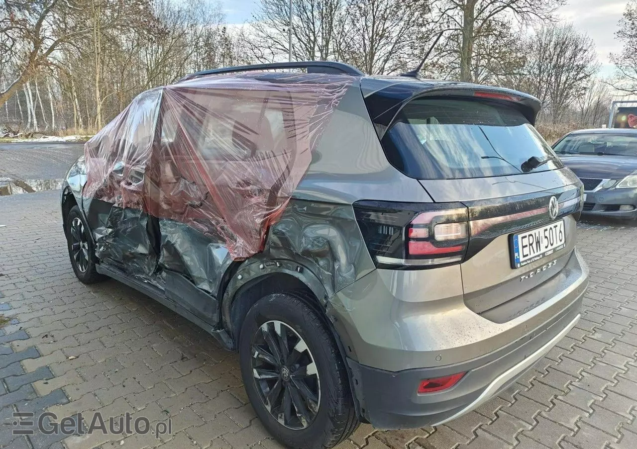 VOLKSWAGEN T-Cross 