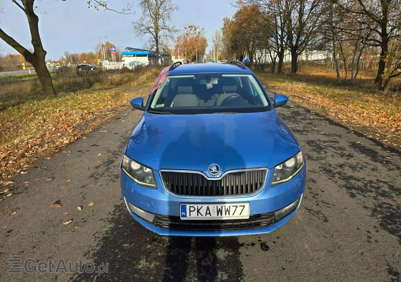 SKODA Octavia 