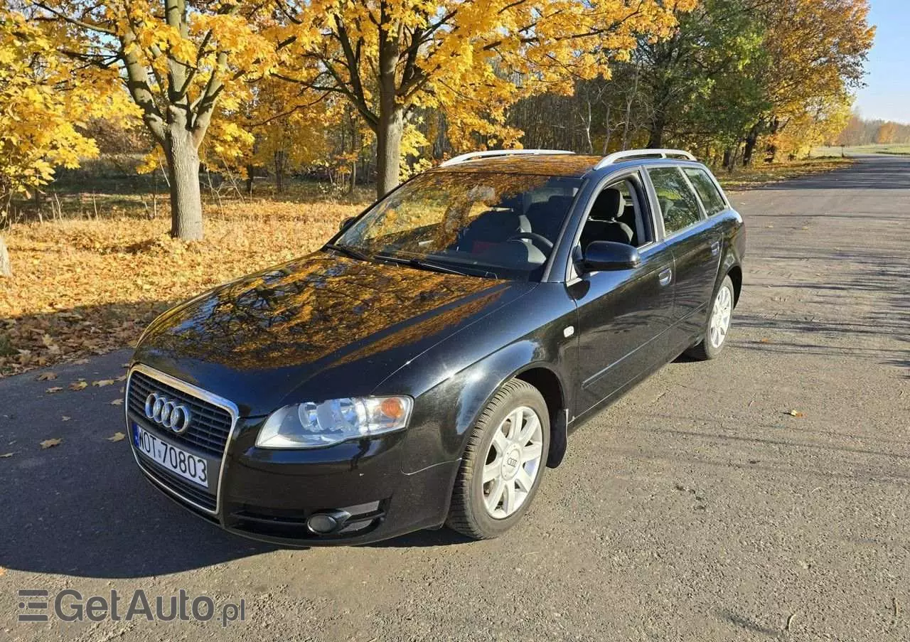 AUDI A4 