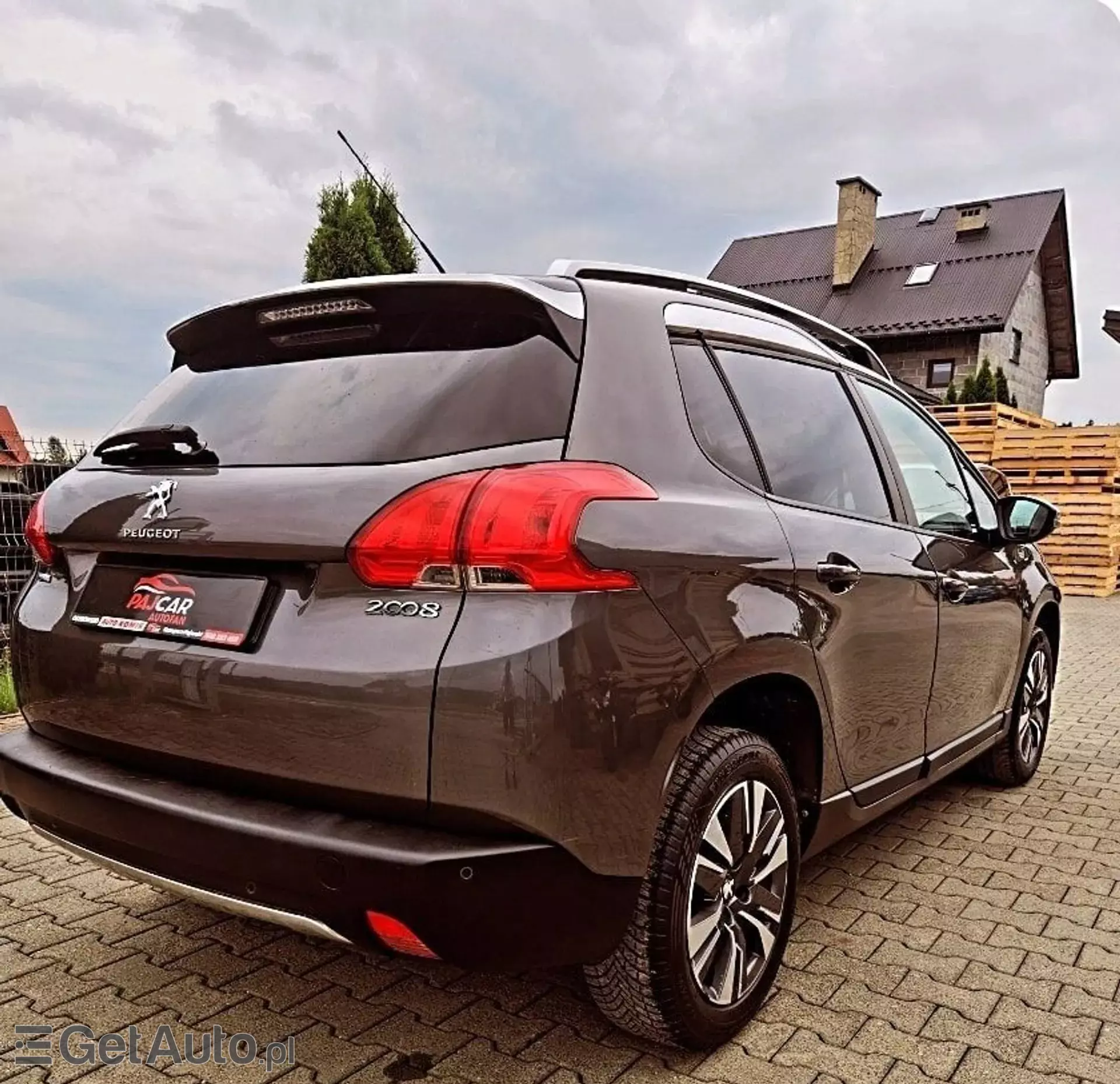 PEUGEOT 2008 1.2 VTi (82 KM)