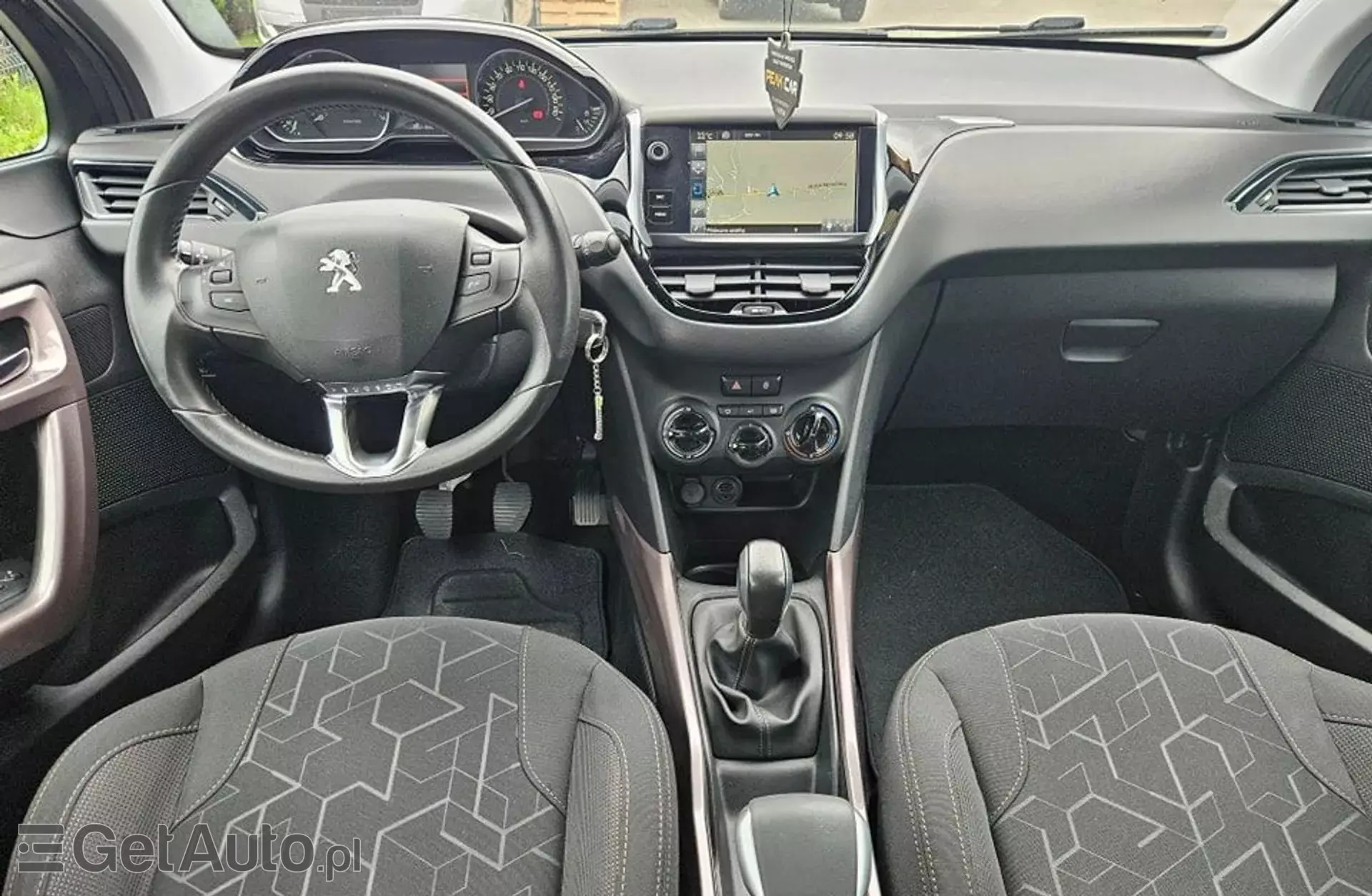 PEUGEOT 2008 1.2 VTi (82 KM)