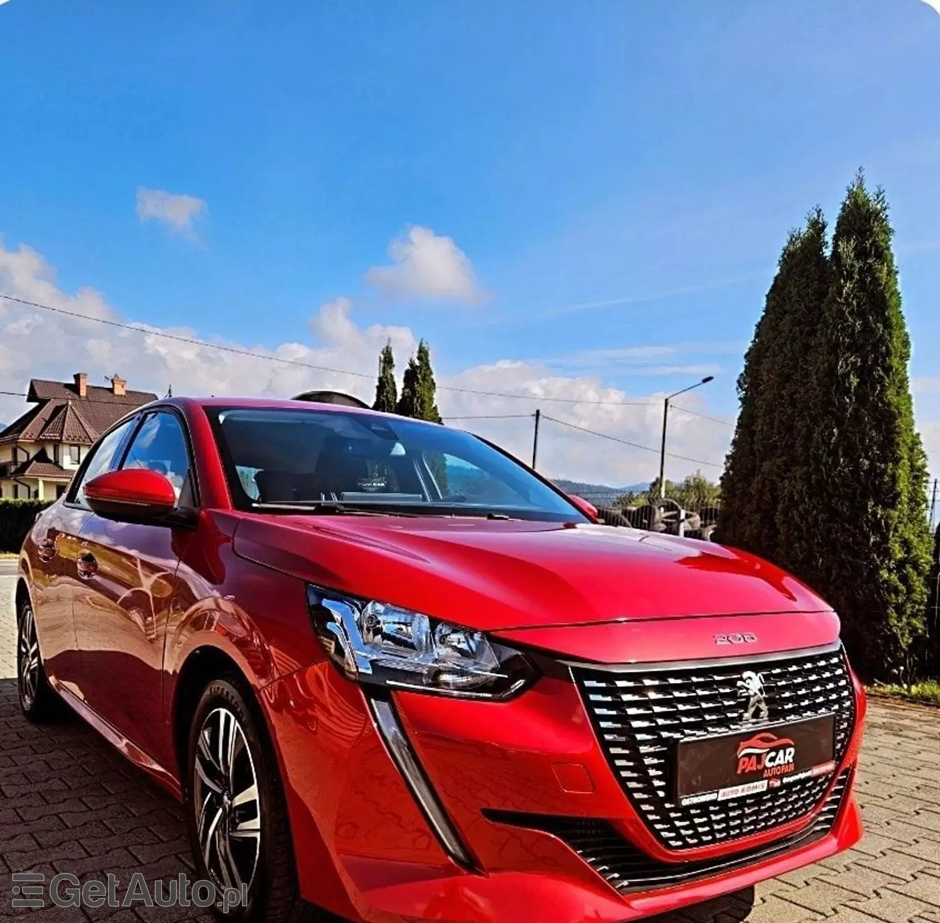 PEUGEOT 208 