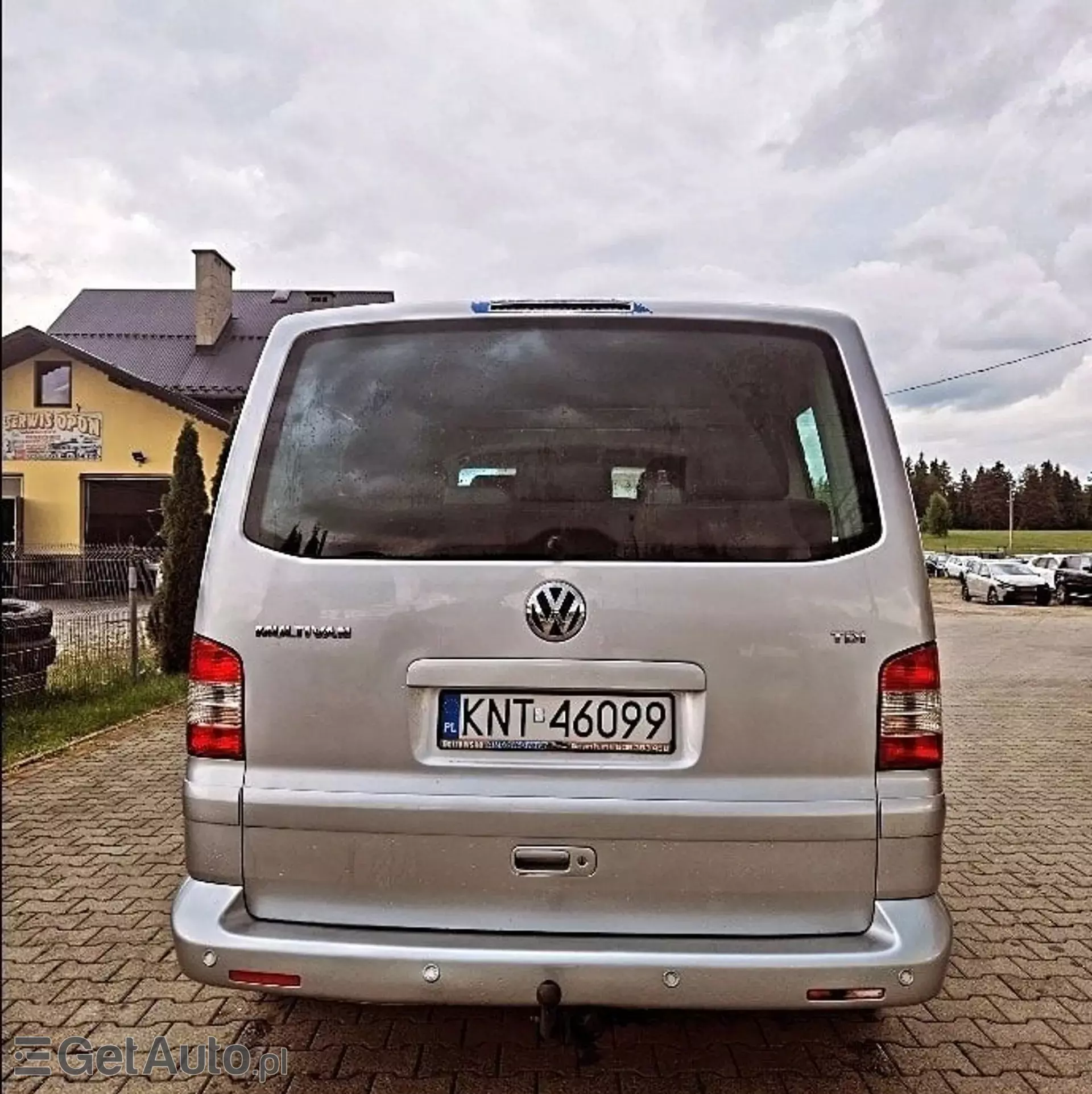 VOLKSWAGEN Multivan 