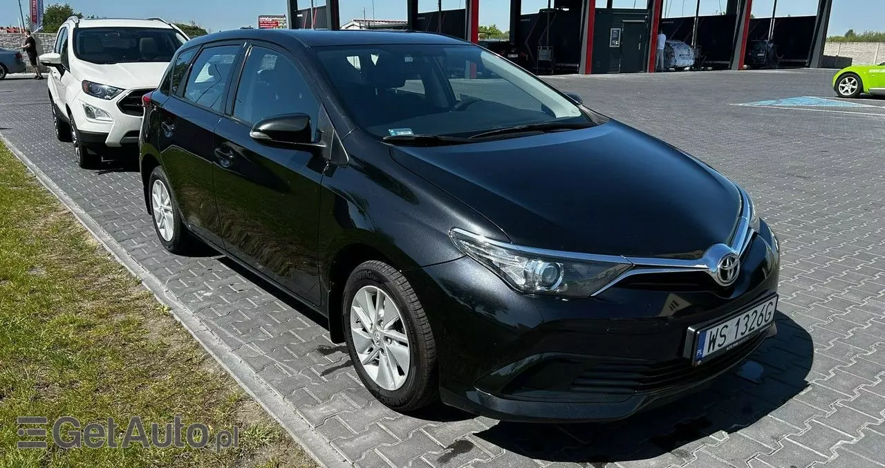 TOYOTA Auris 1.6 Comfort