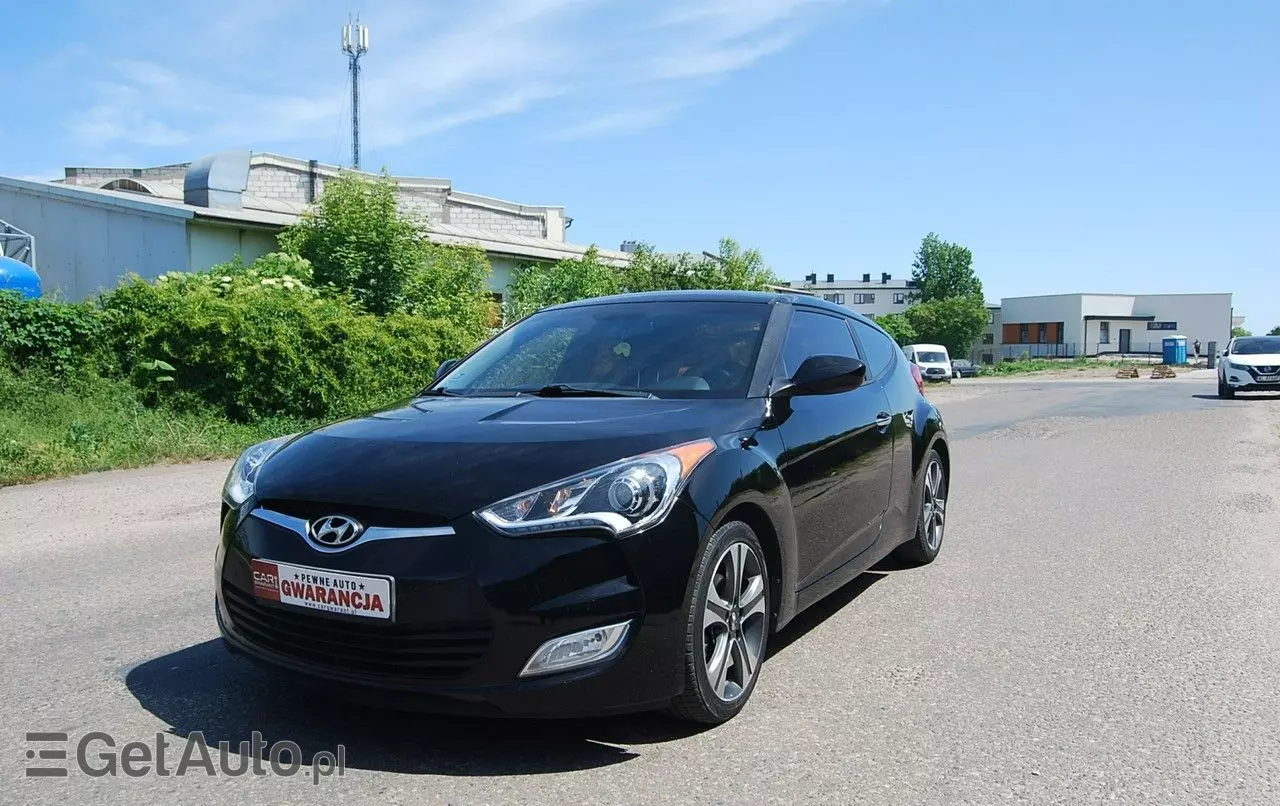 HYUNDAI Veloster 