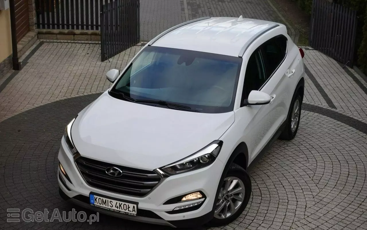 HYUNDAI Tucson 