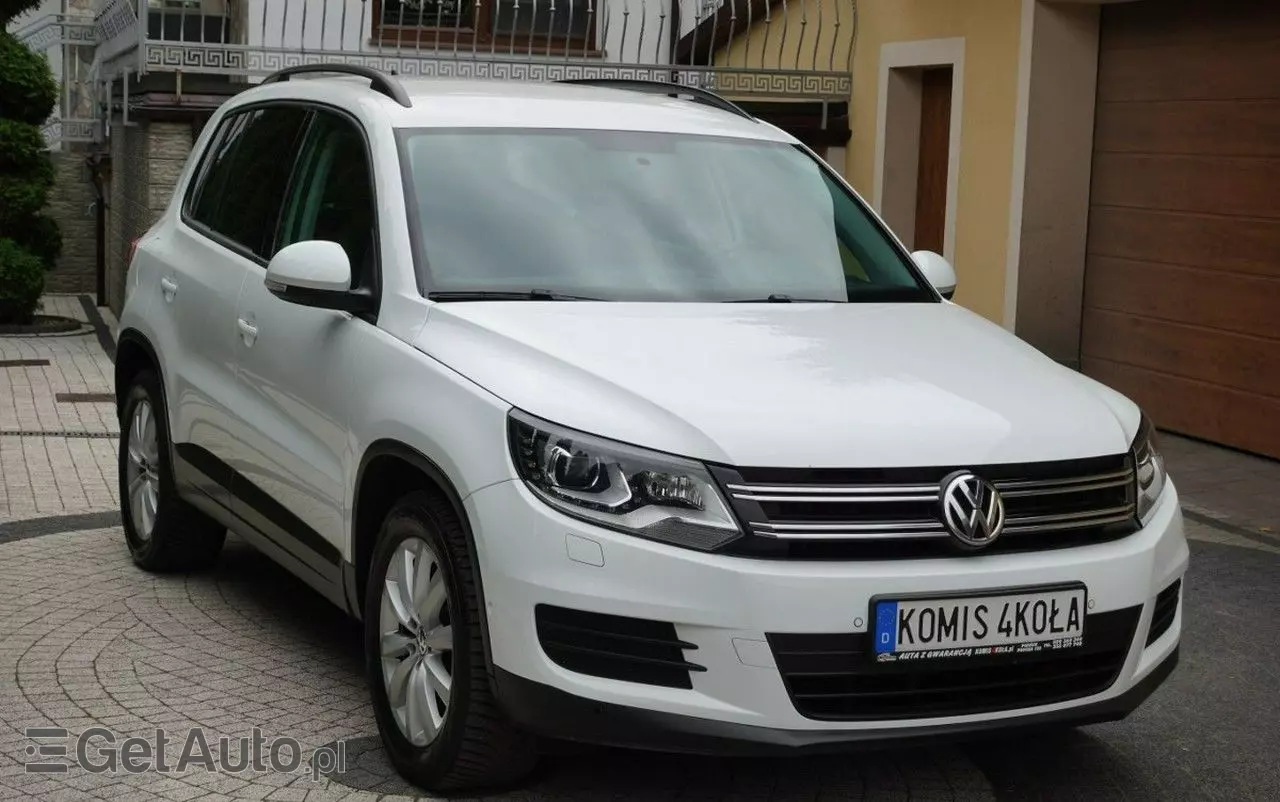 VOLKSWAGEN Tiguan 