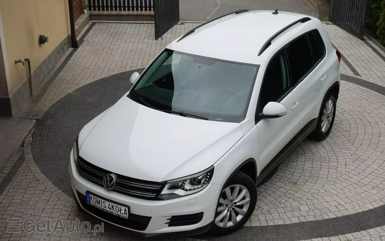 VOLKSWAGEN Tiguan 