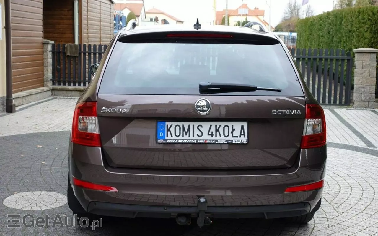 SKODA Octavia 