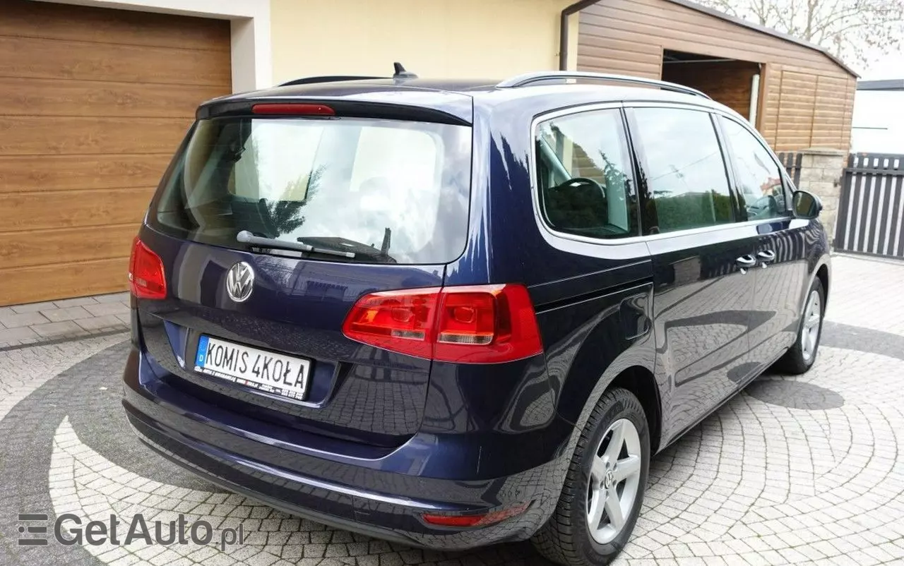 VOLKSWAGEN Sharan 