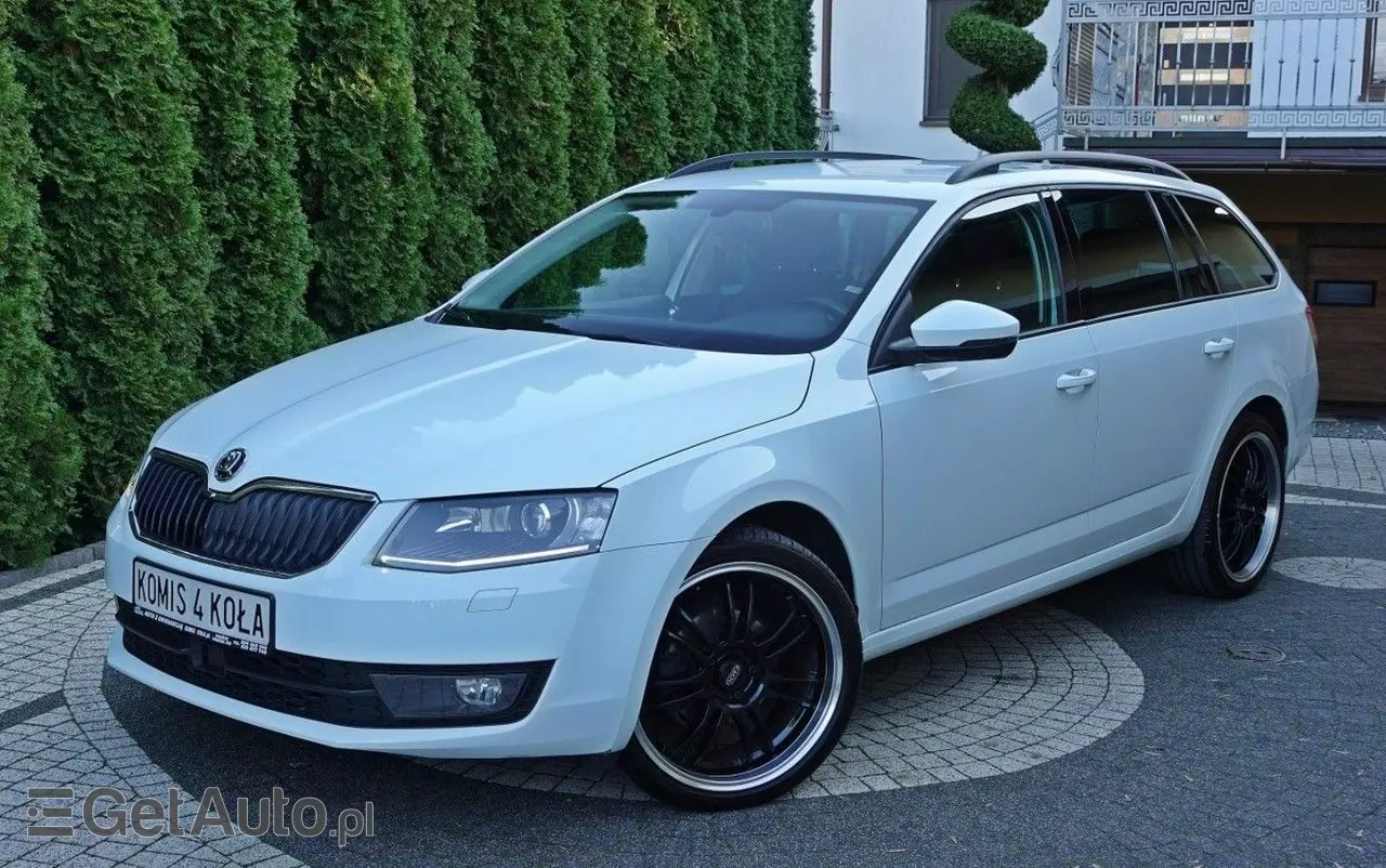 SKODA Octavia 