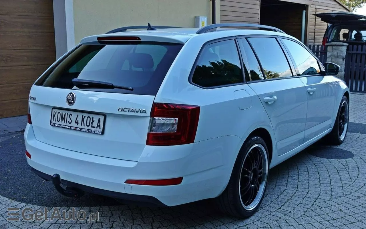 SKODA Octavia 