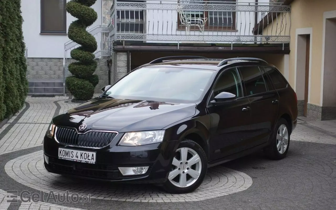 SKODA Octavia 