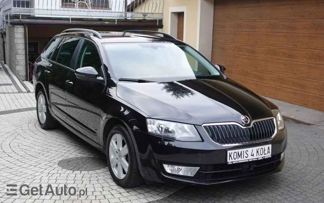 SKODA Octavia 