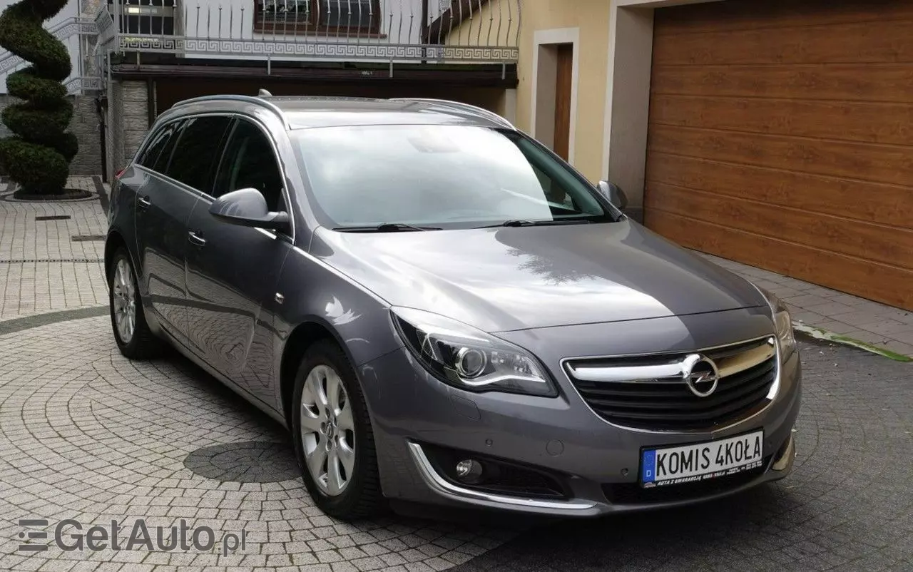 OPEL Insignia 