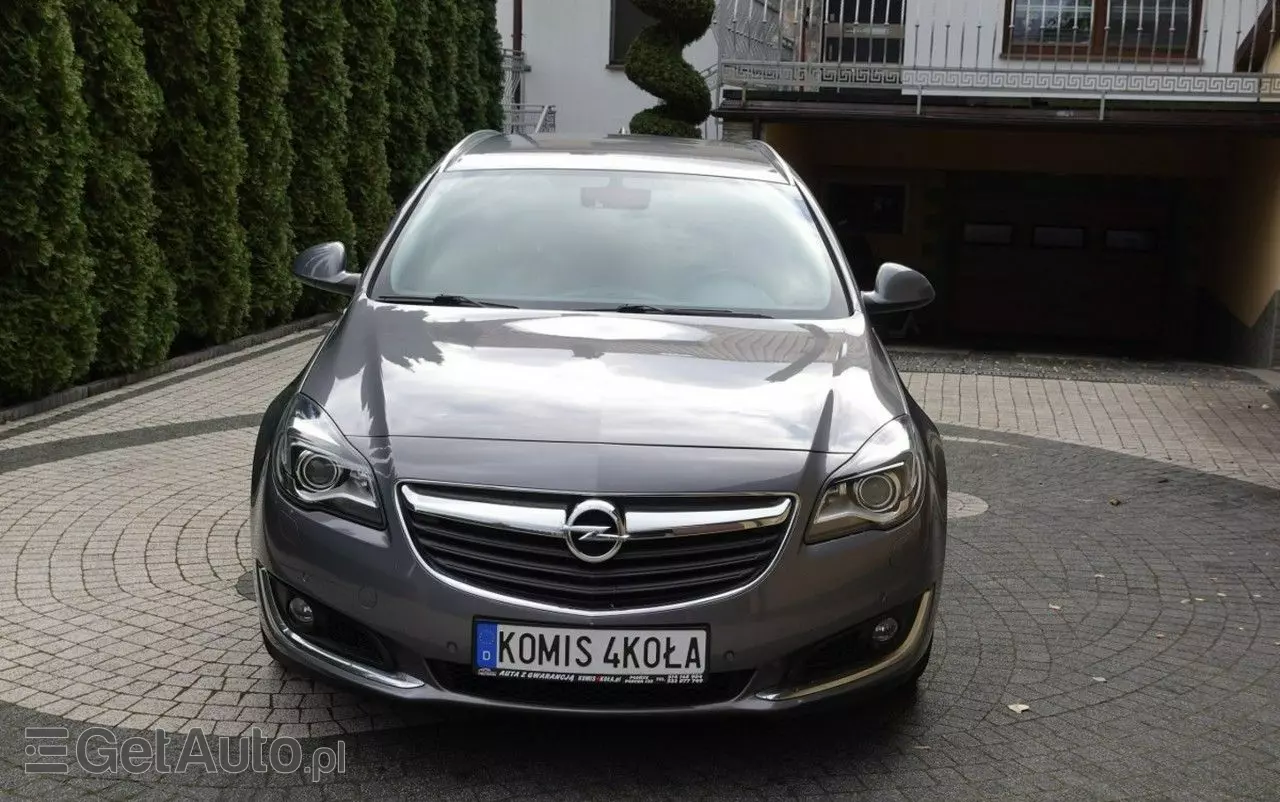 OPEL Insignia 