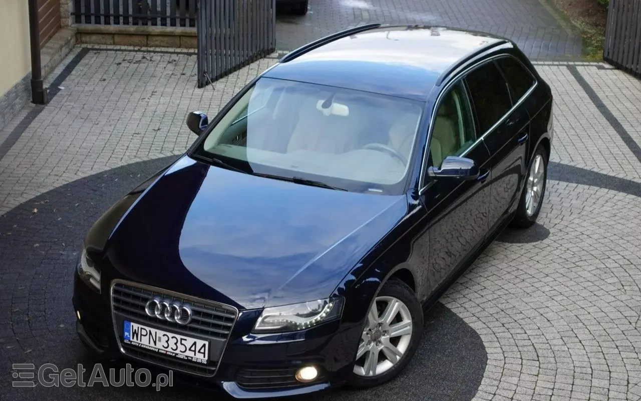 AUDI A4 