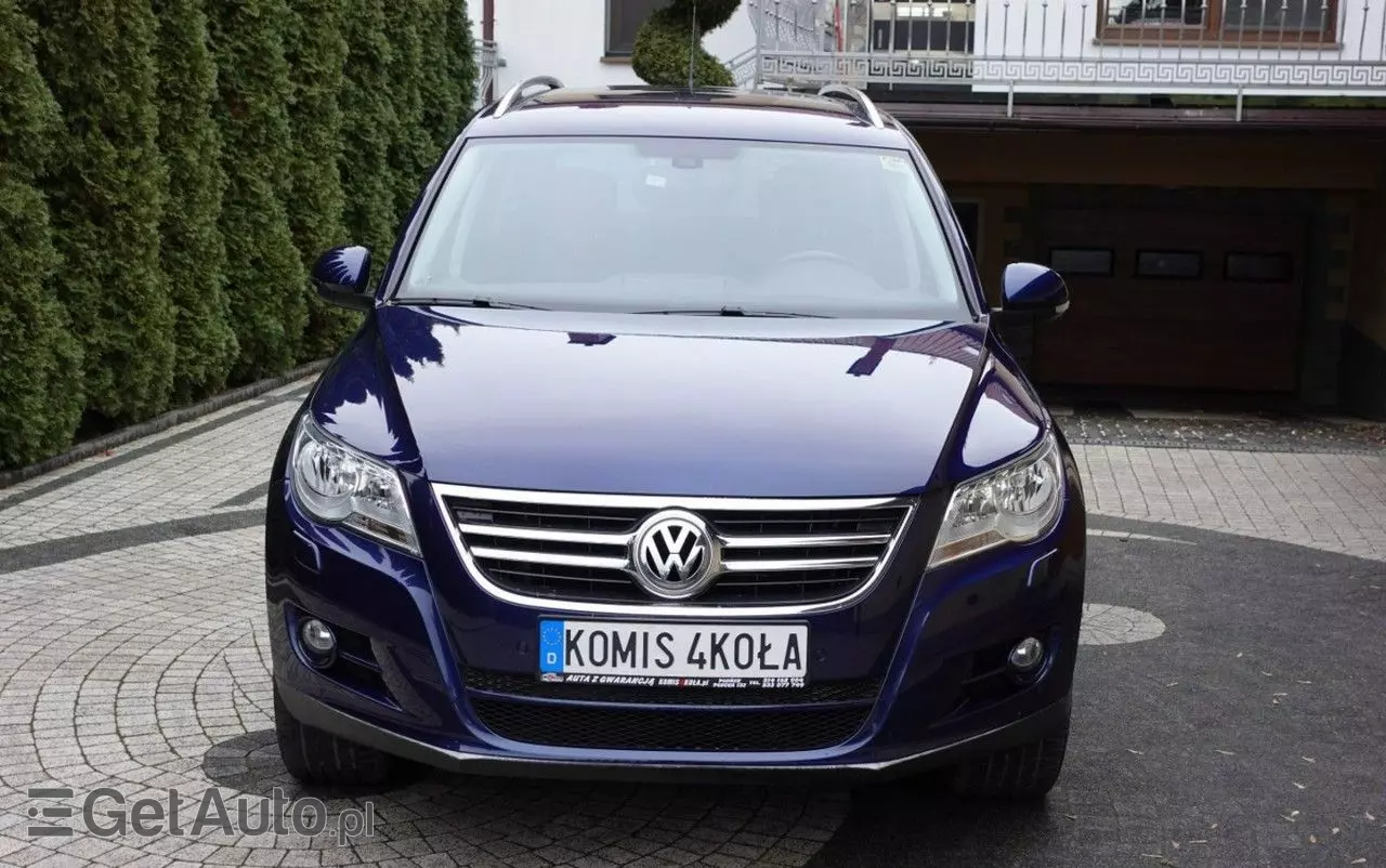 VOLKSWAGEN Tiguan 