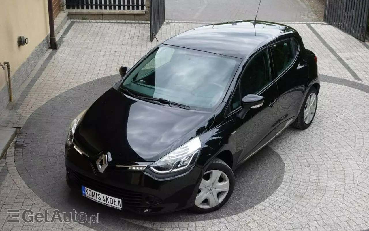 RENAULT Clio 