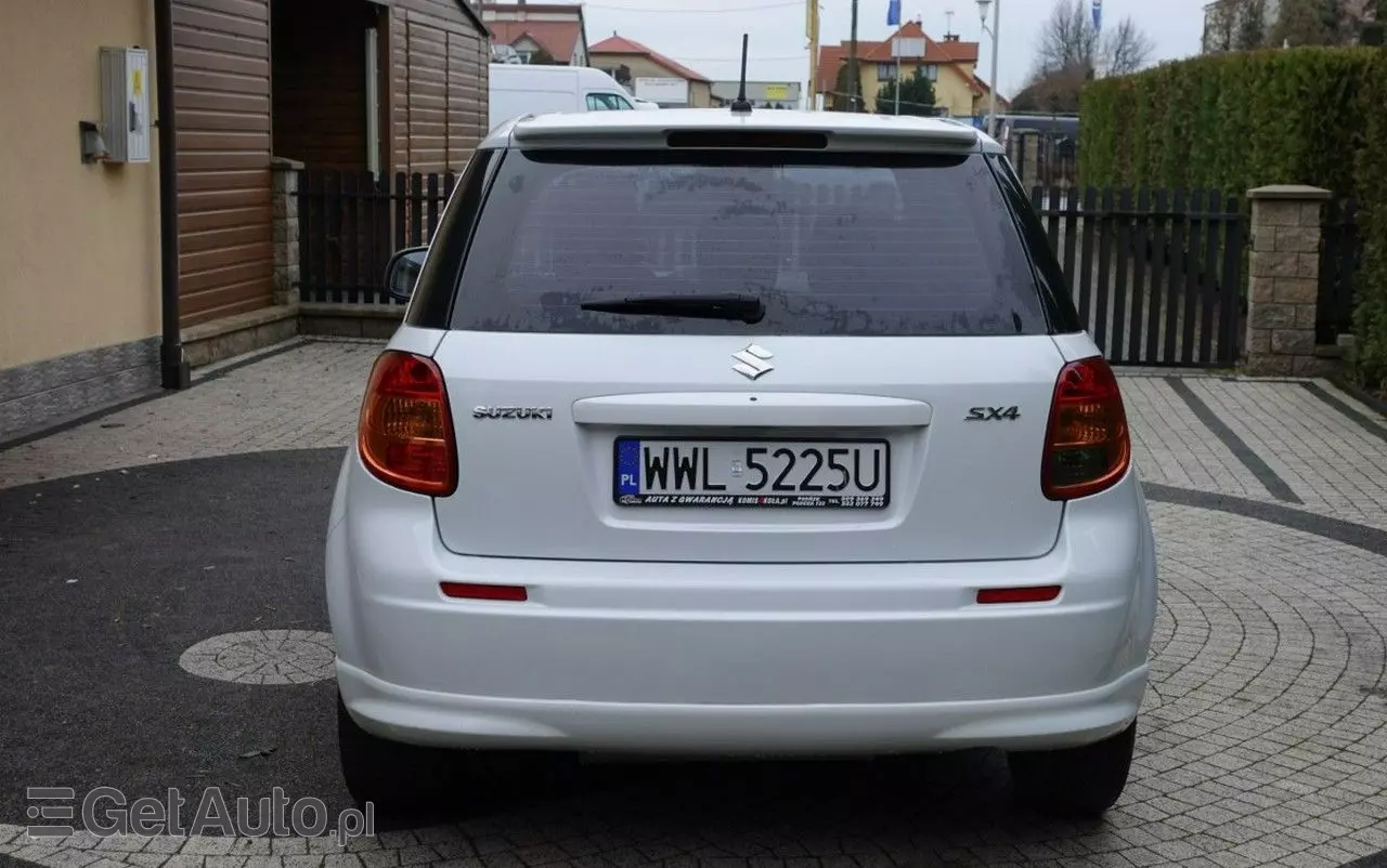 SUZUKI SX4 