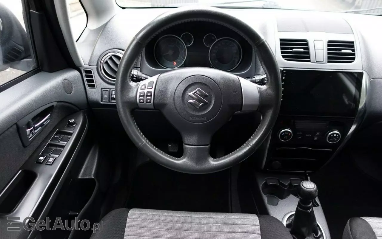 SUZUKI SX4 