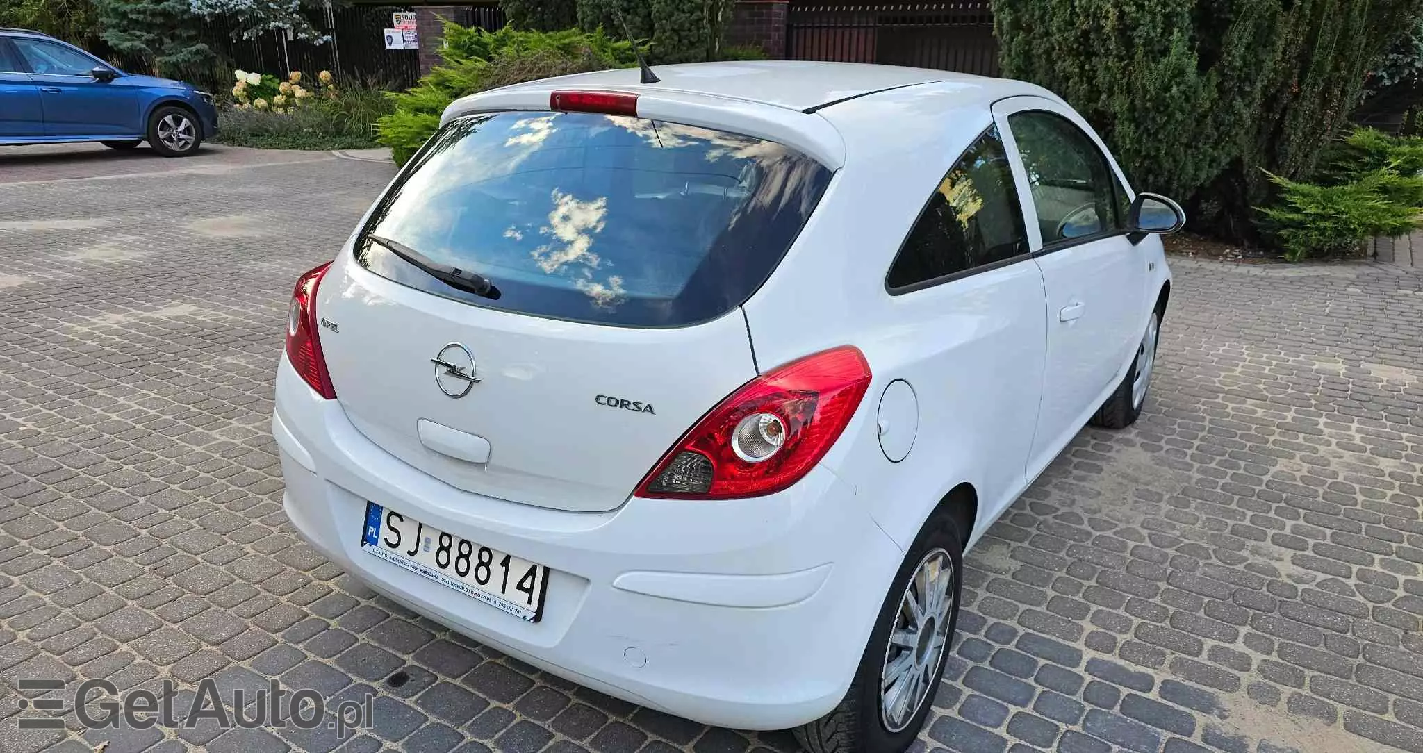 OPEL Corsa 1.2 16V Essentia