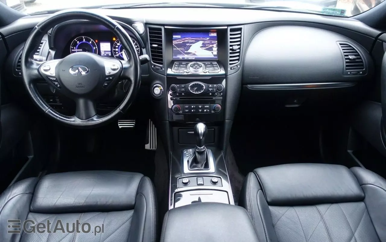 INFINITI QX70 