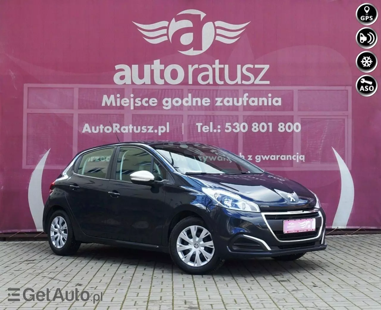 PEUGEOT 208 