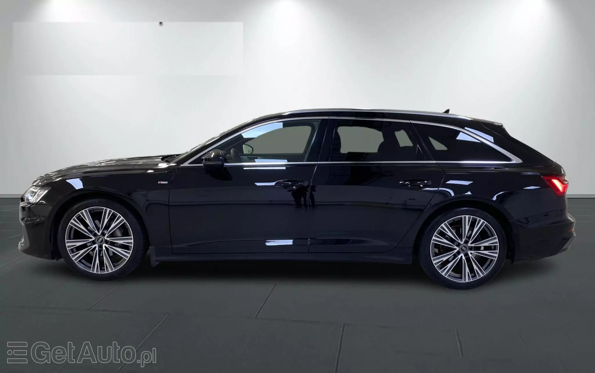 AUDI A6 Avant 40 TDI quattro S tronic S line