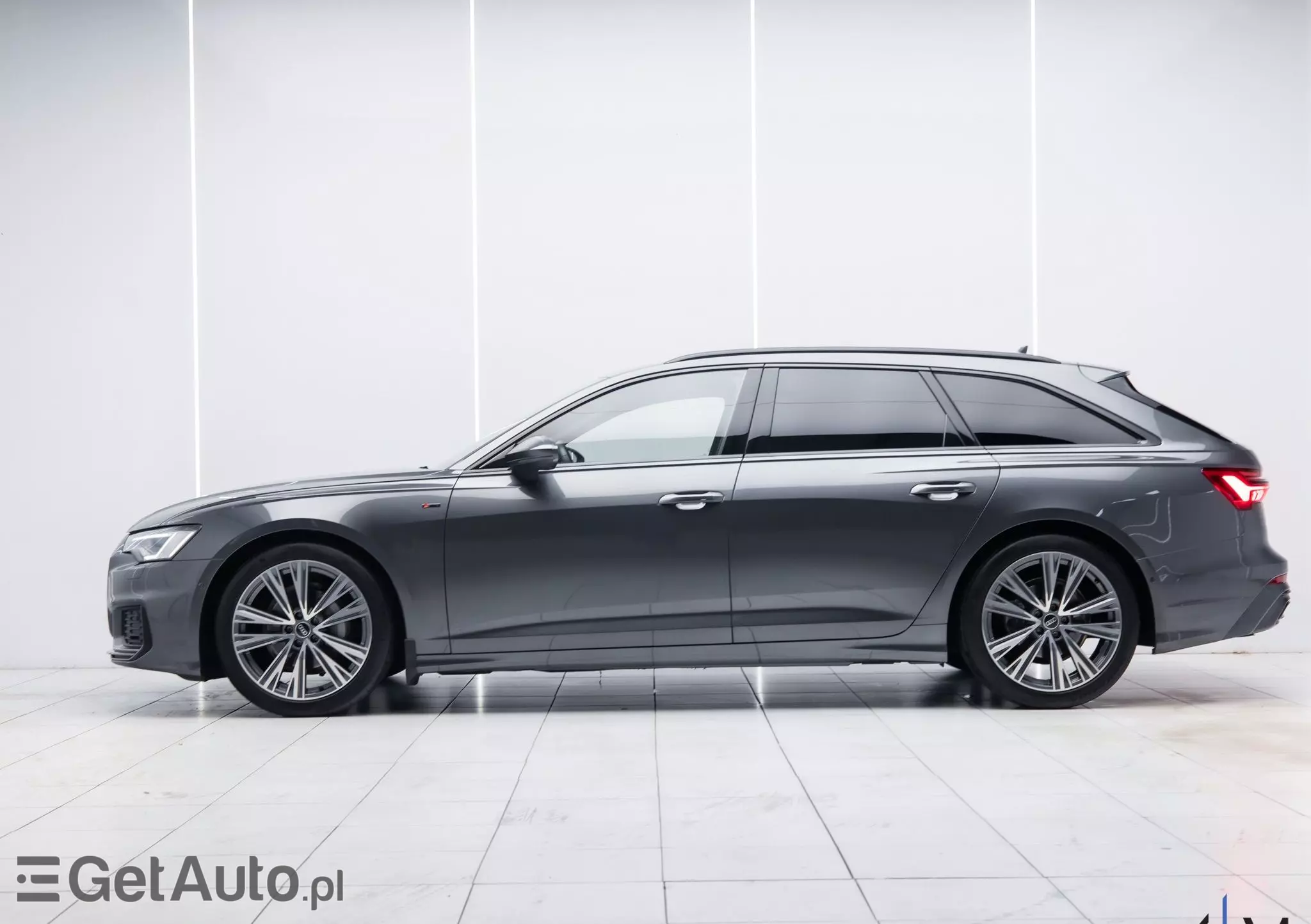 AUDI A6 Avant 40 TDI quattro S tronic S line