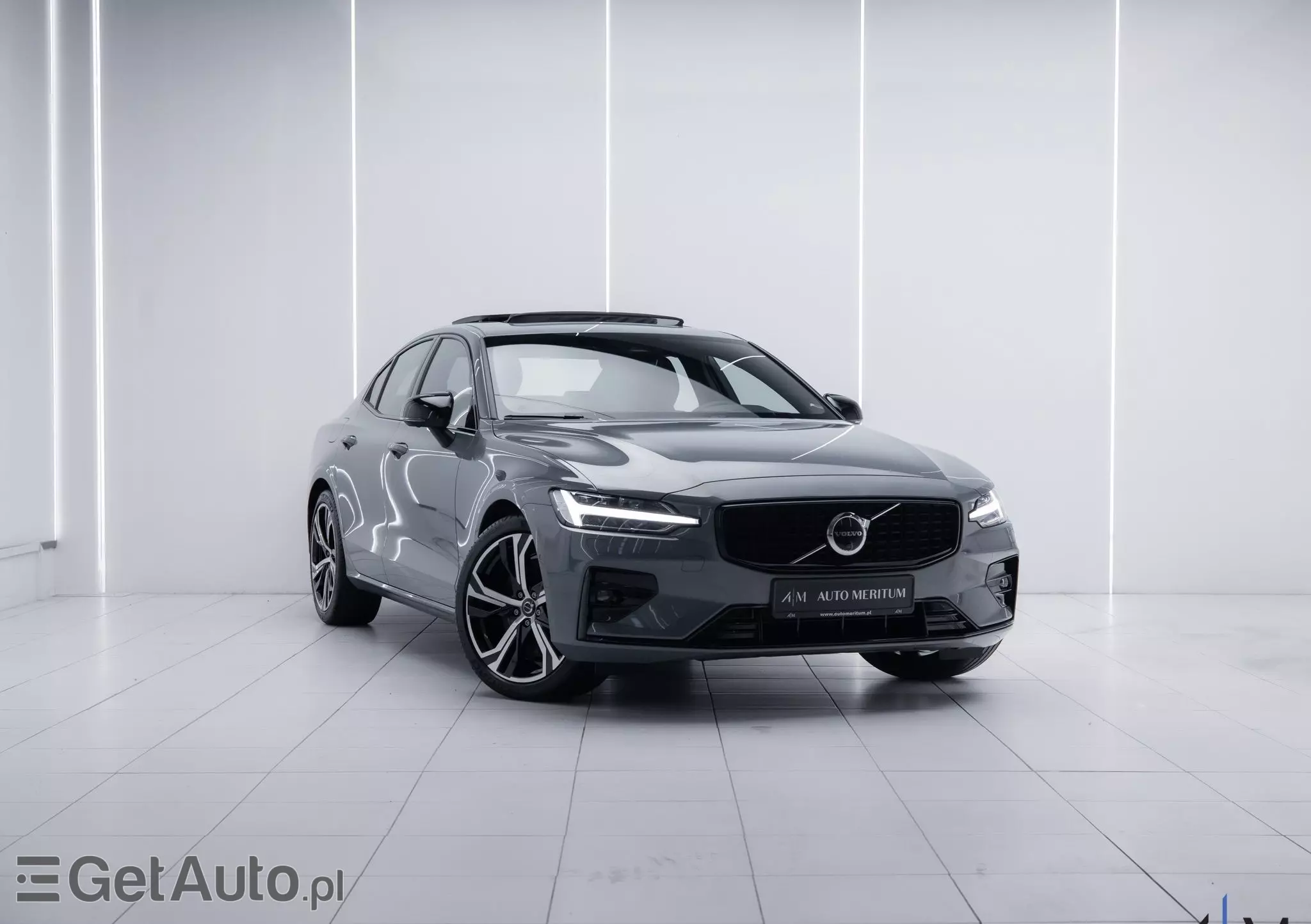 VOLVO S60 B5 B AWD Ultimate Dark