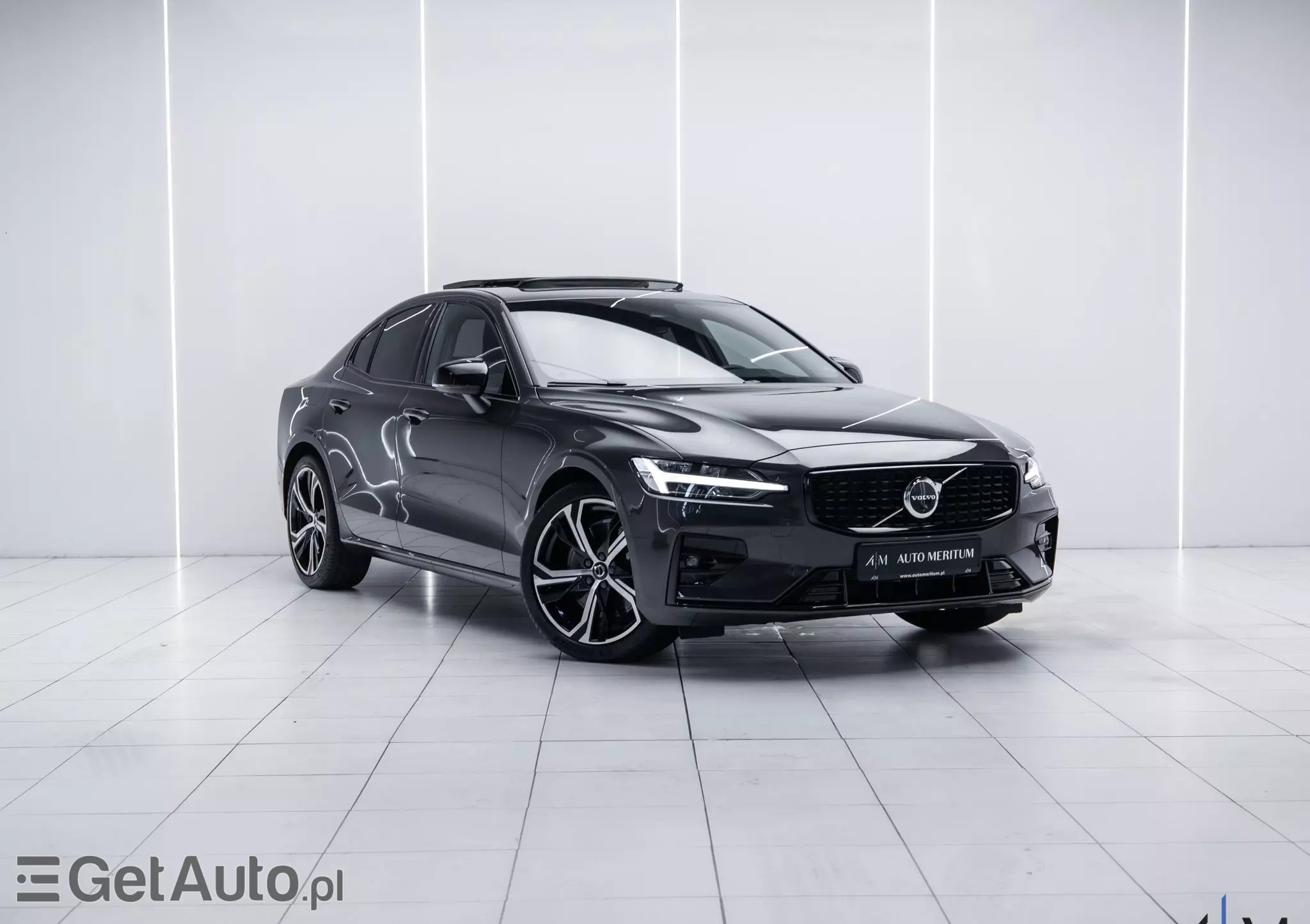 VOLVO S60 B5 B AWD Ultimate Dark