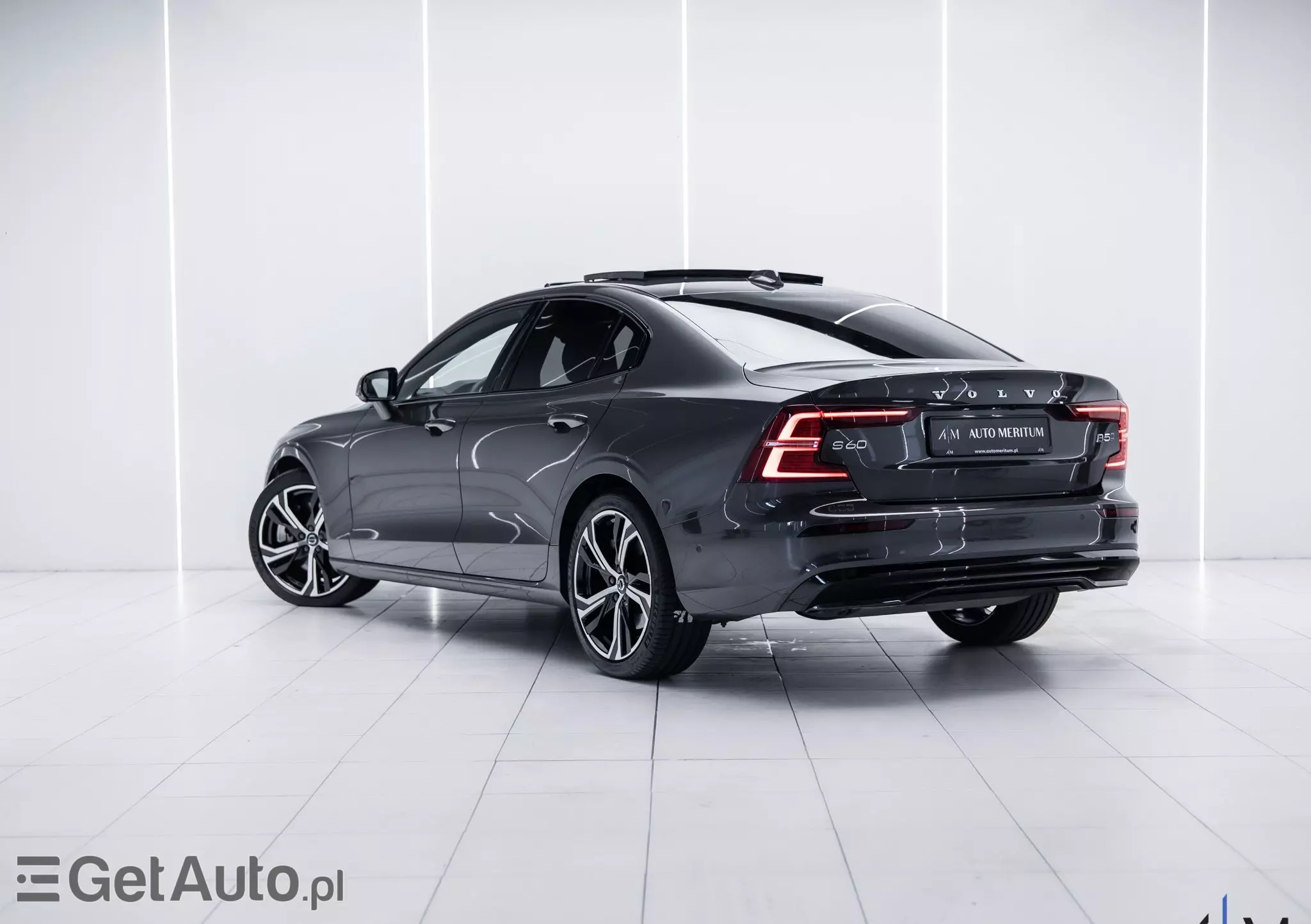 VOLVO S60 B5 B AWD Ultimate Dark