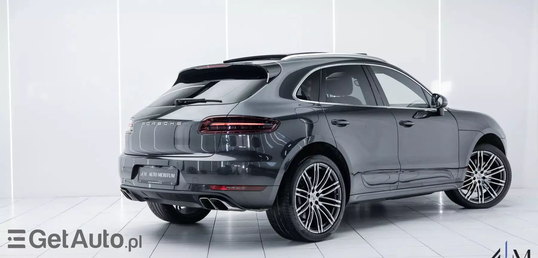 PORSCHE Macan Turbo