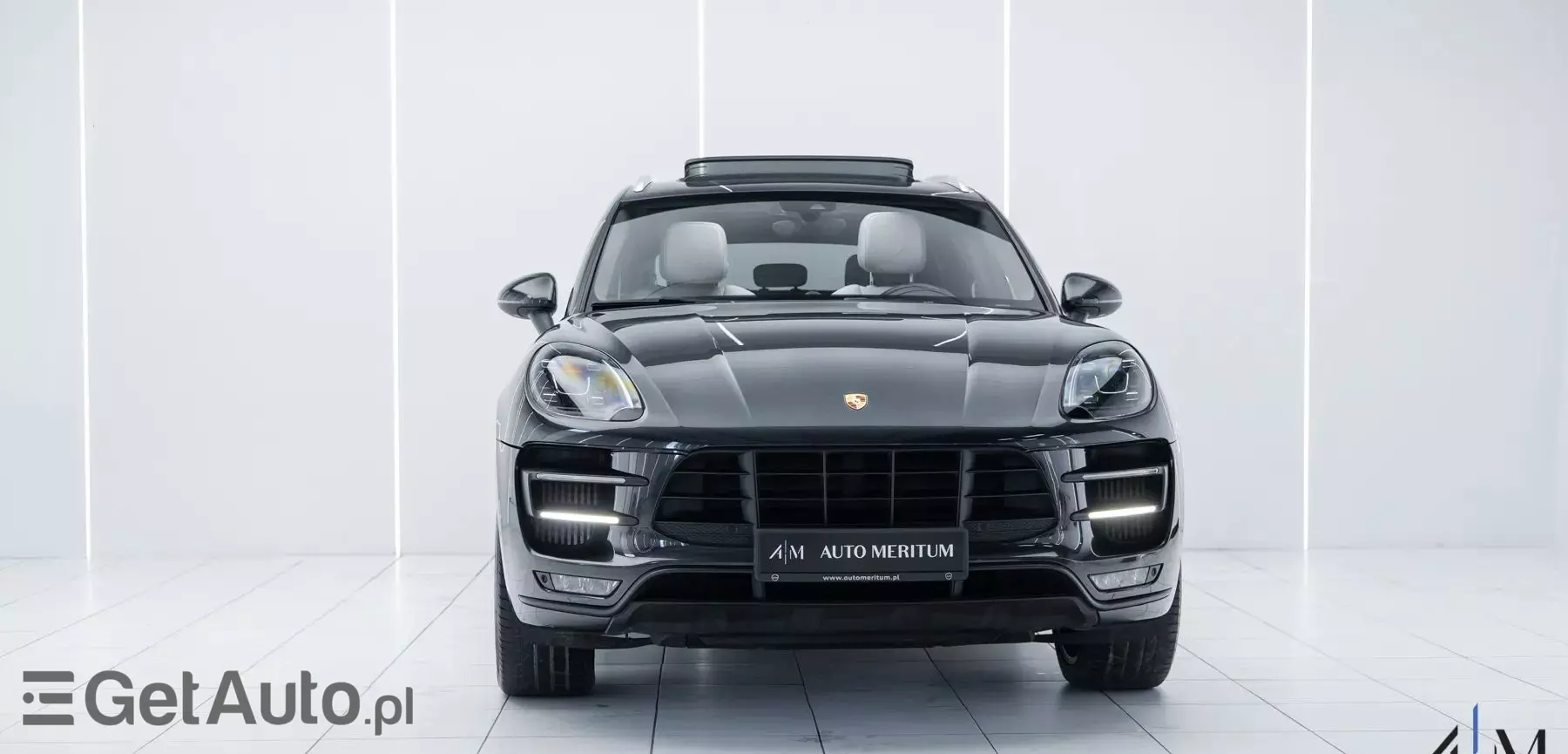 PORSCHE Macan Turbo